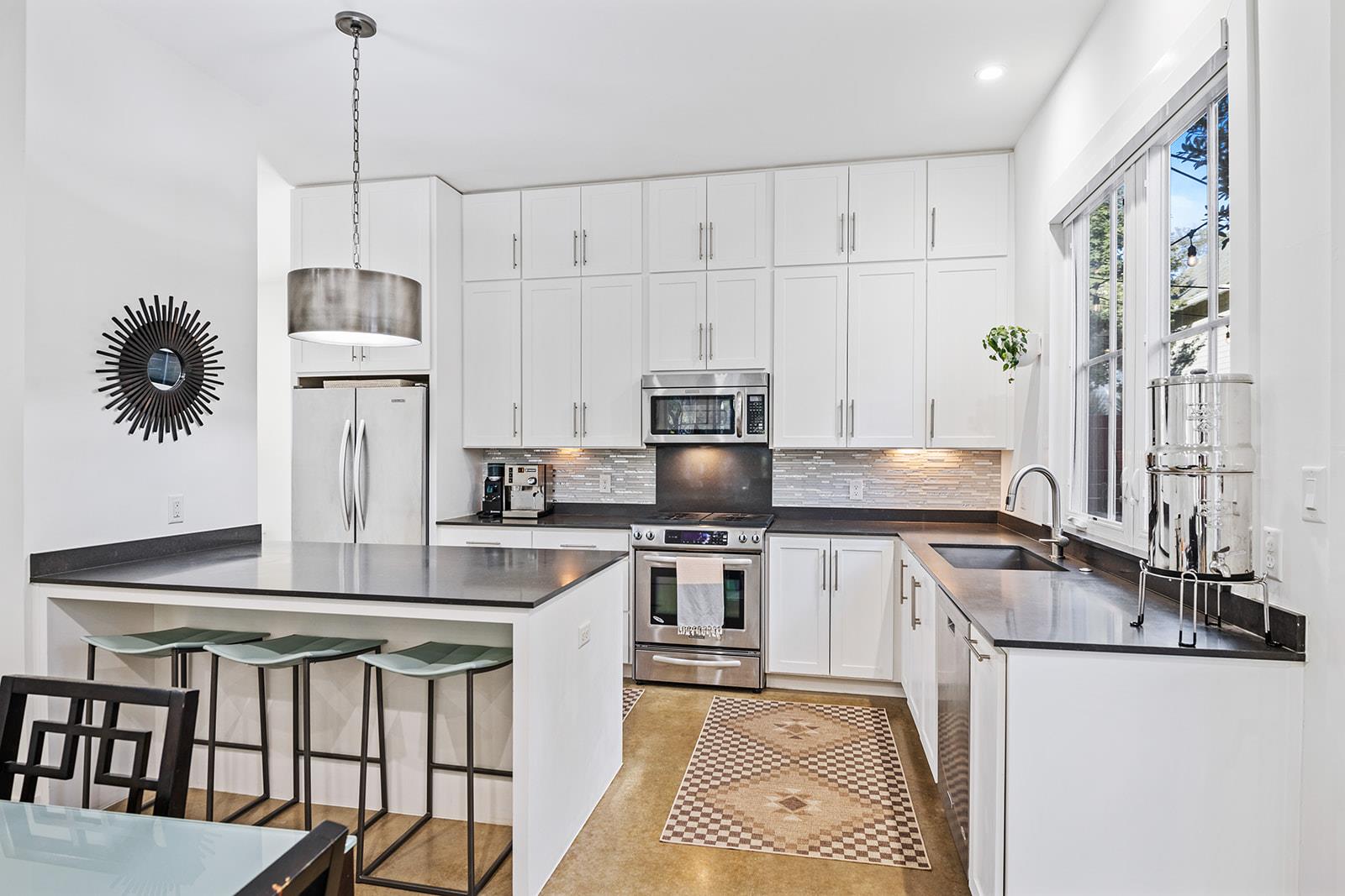 712 Cardinal Ln # A, Austin, TX 78704