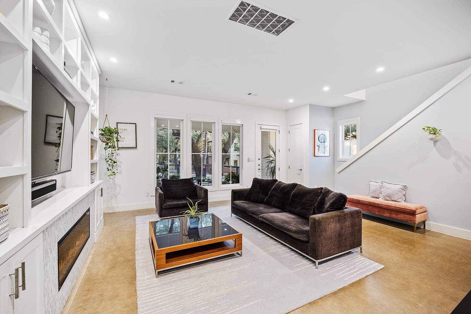 712 Cardinal Ln # A, Austin, TX 78704