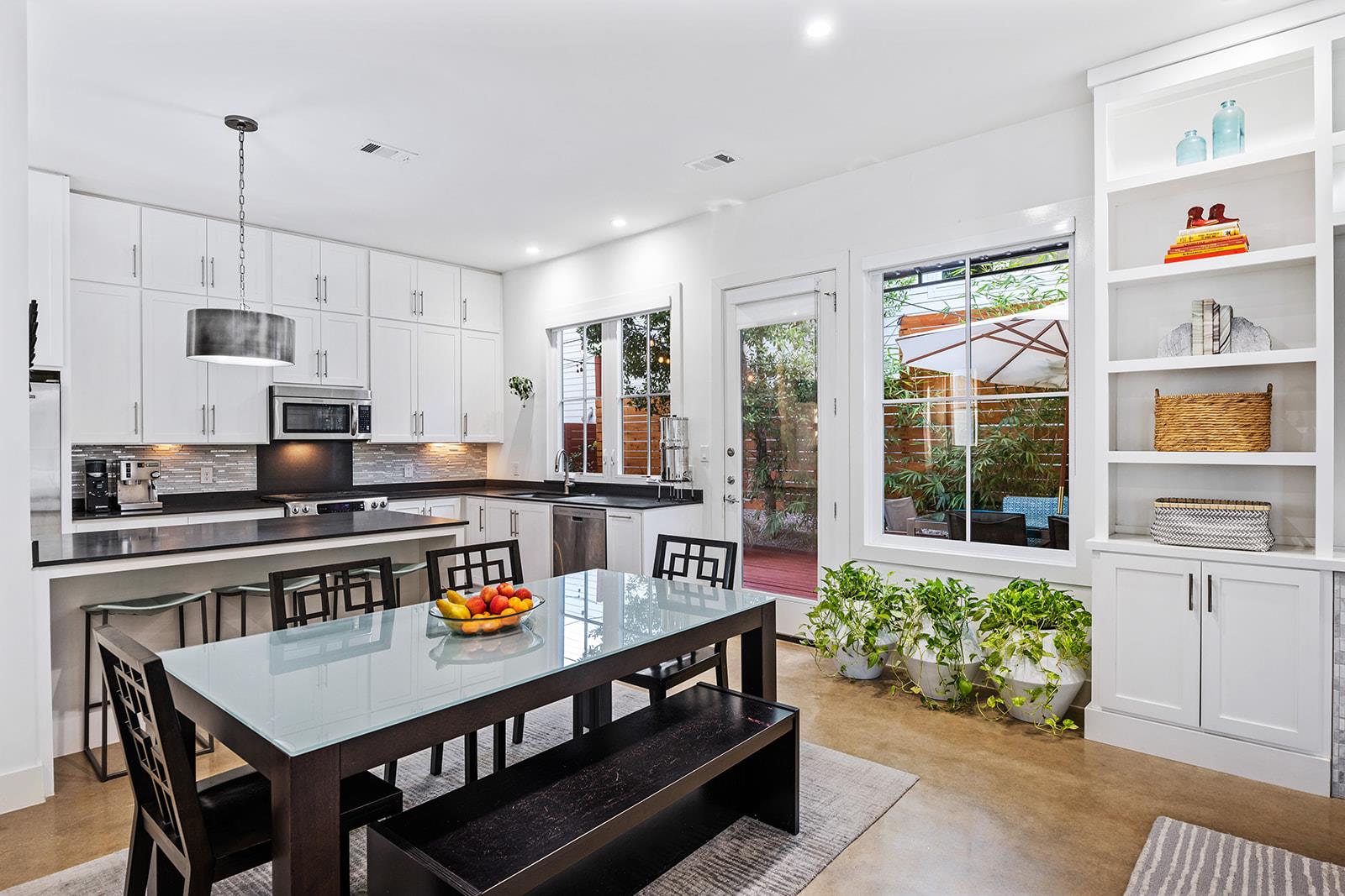 712 Cardinal Ln # A, Austin, TX 78704