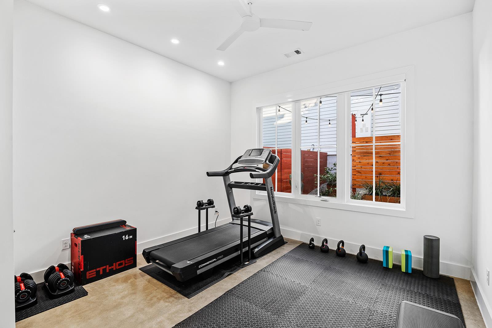 712 Cardinal Ln # A, Austin, TX 78704