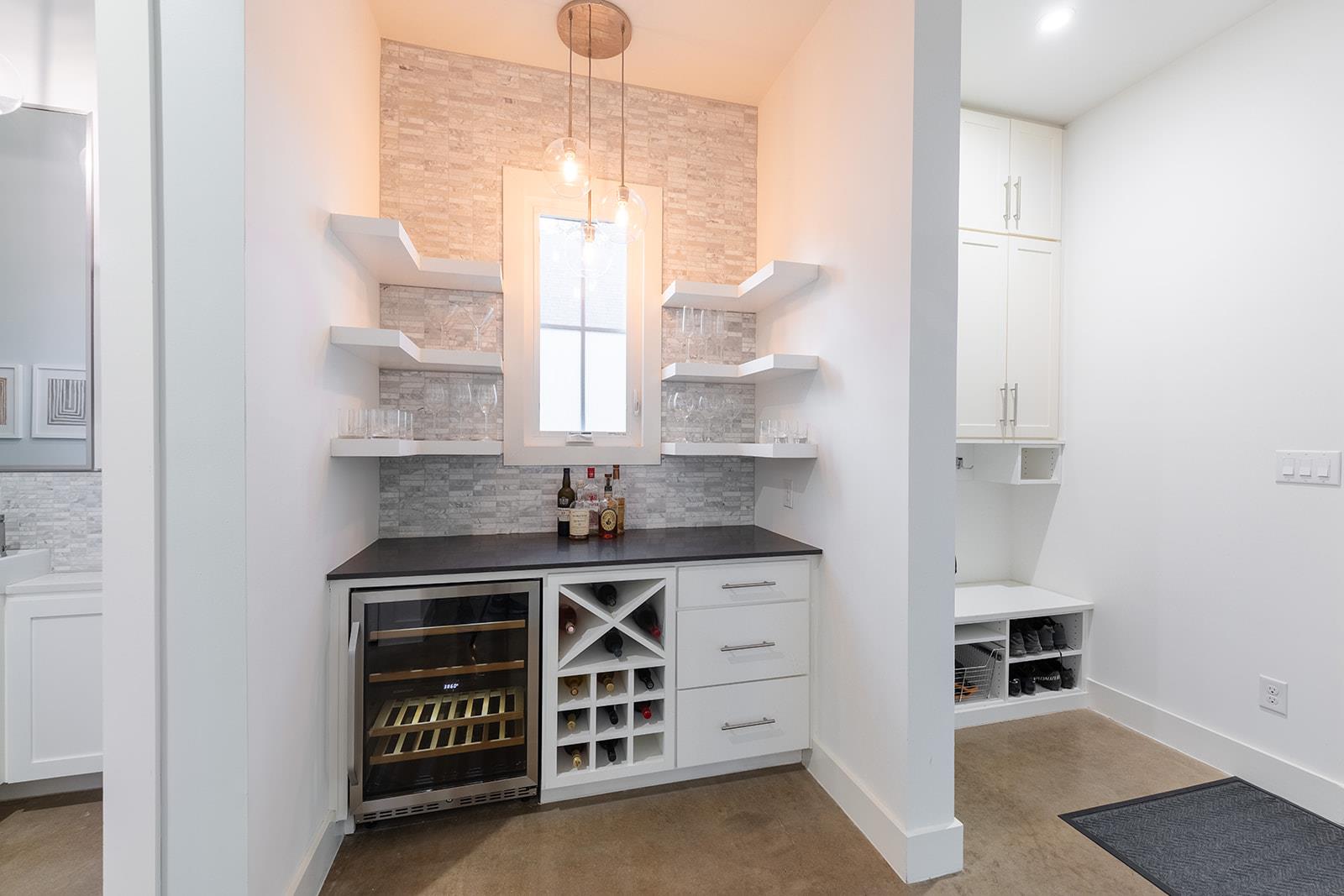 712 Cardinal Ln # A, Austin, TX 78704