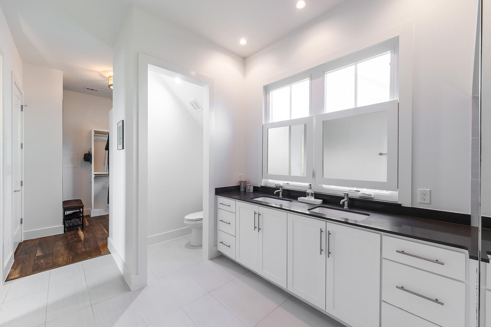 712 Cardinal Ln # A, Austin, TX 78704