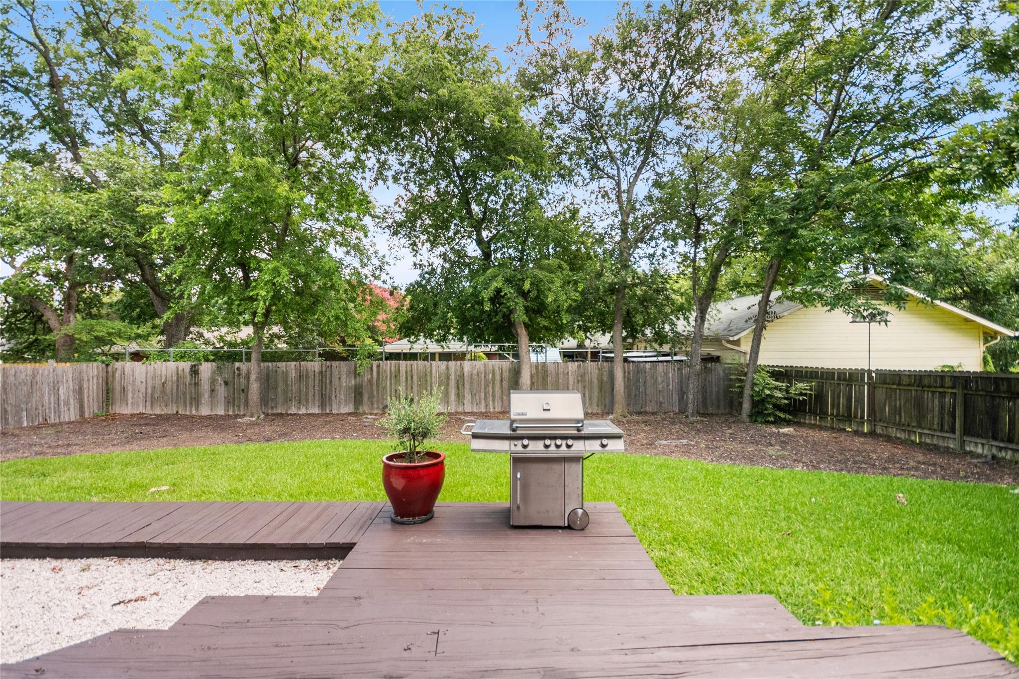 603 E Liberty Ave, Round Rock, TX 78664