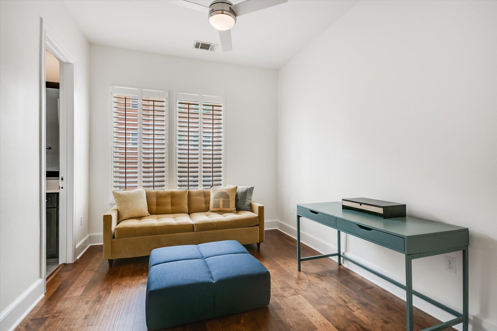 1023 Juniper St, Austin, TX 78702