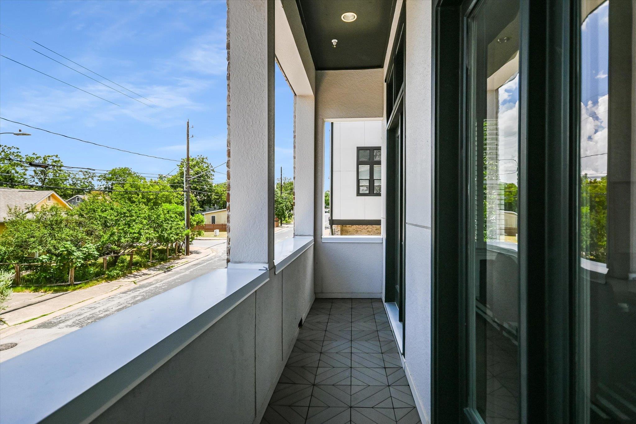 1023 Juniper St, Austin, TX 78702