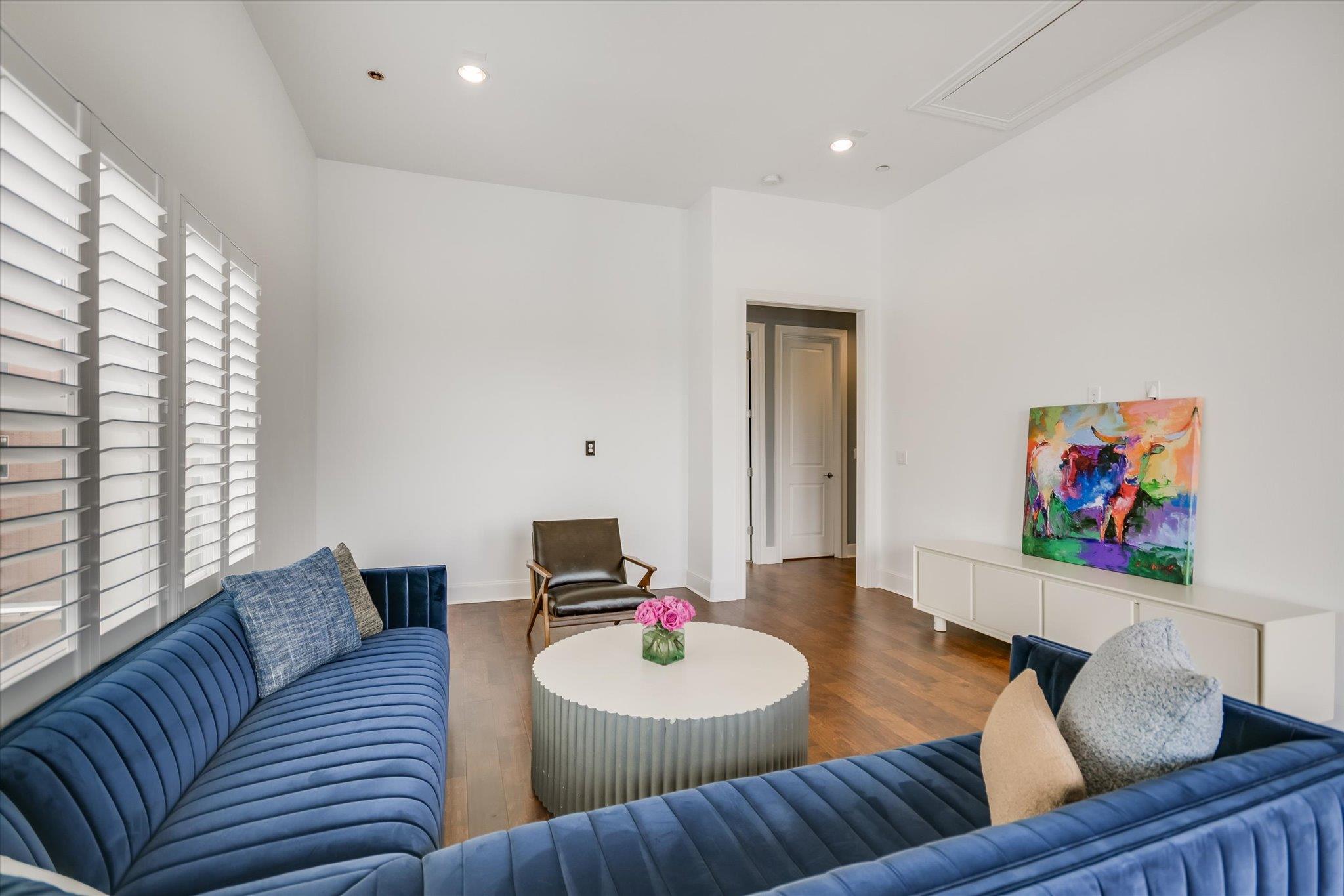 1023 Juniper St, Austin, TX 78702