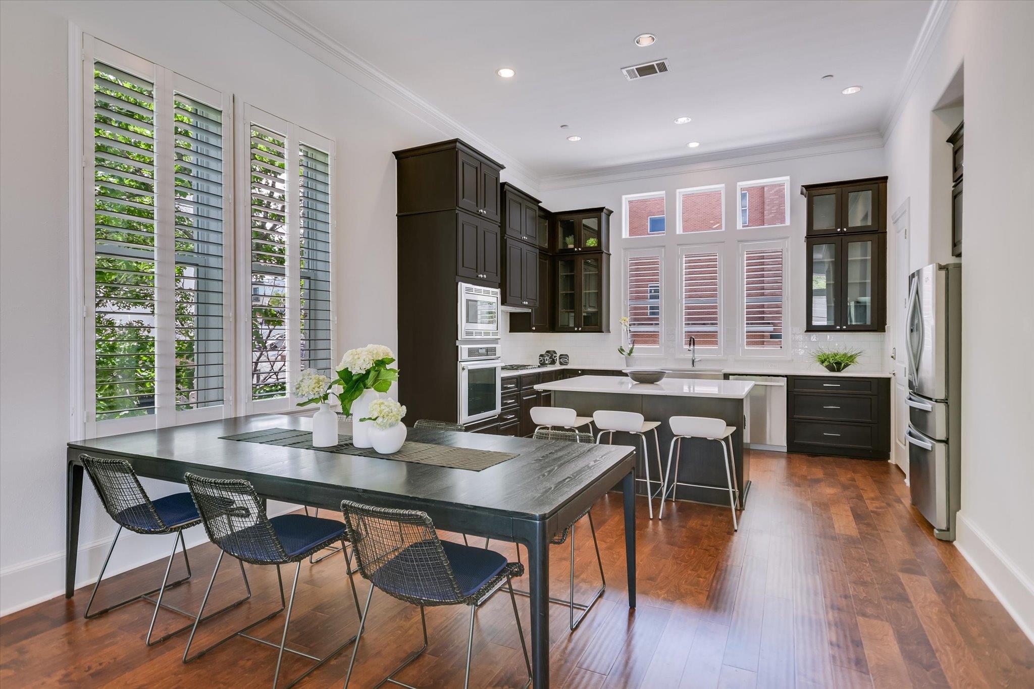 1023 Juniper St, Austin, TX 78702