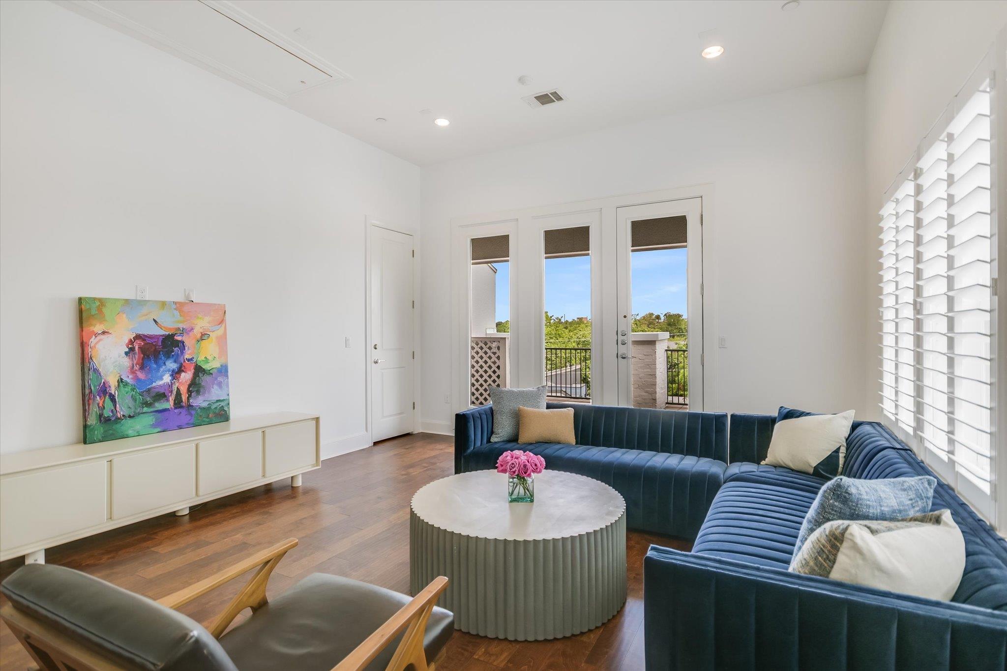 1023 Juniper St, Austin, TX 78702