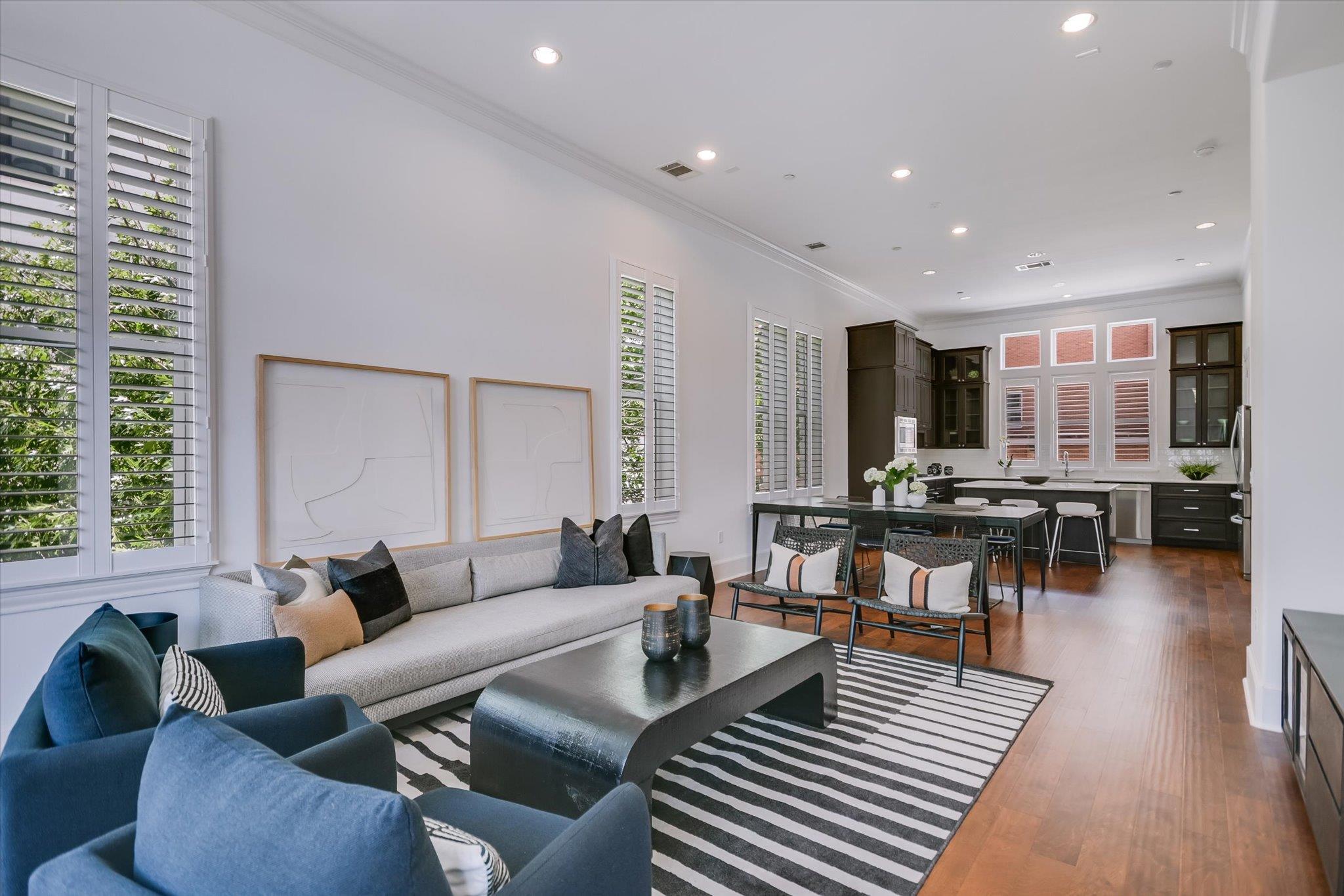 1023 Juniper St, Austin, TX 78702