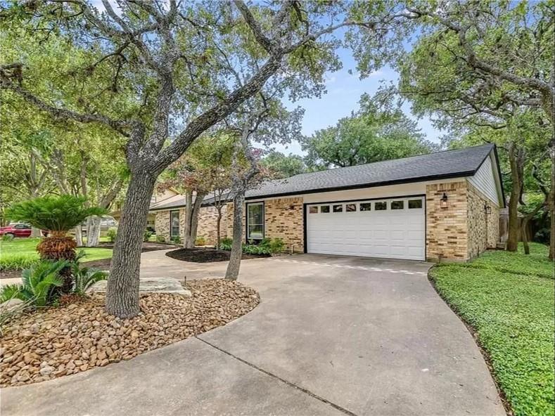 1100 Saint Williams Ave, Round Rock, TX 78681