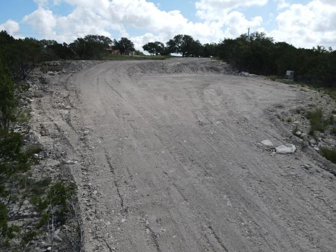 296 Kamira Dr N, Kerrville, TX 78028