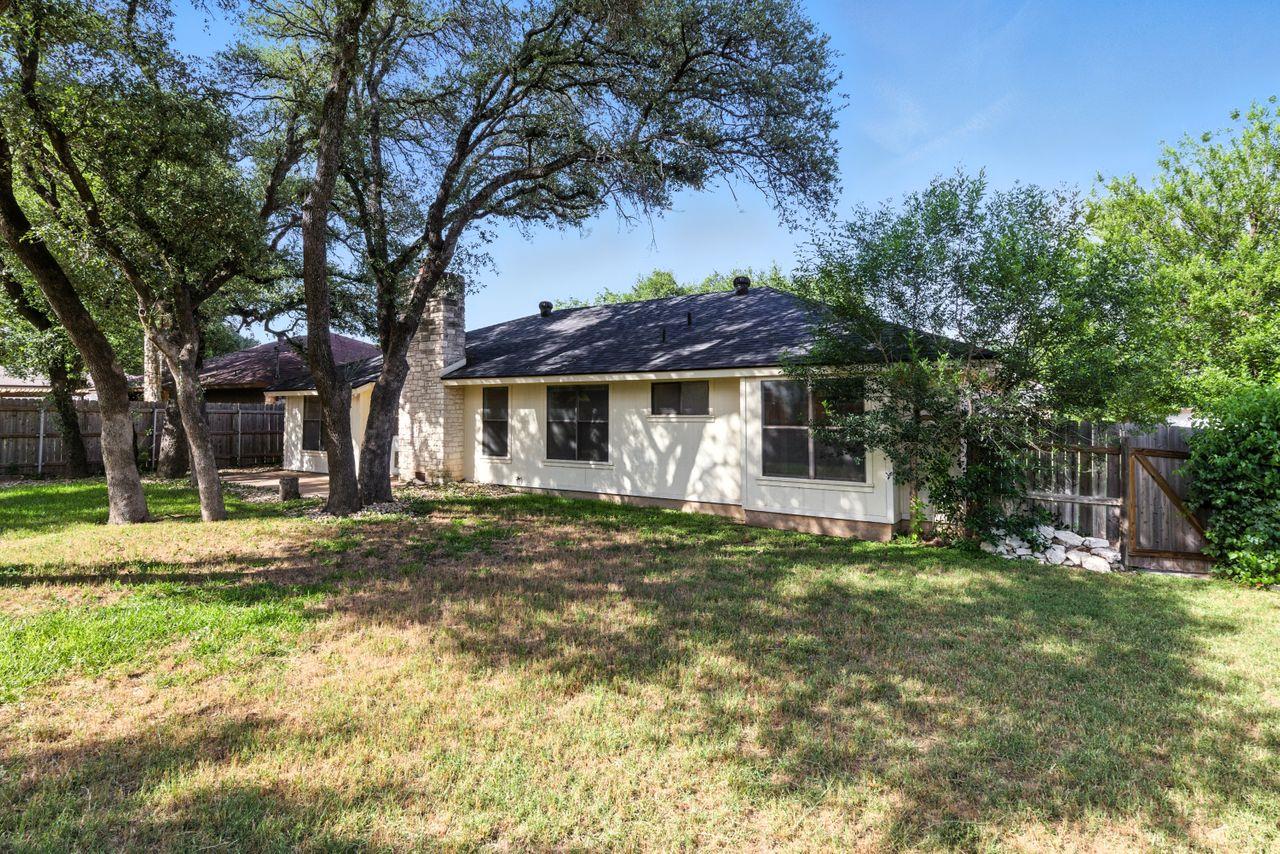 303 Woodstone Dr, Georgetown, TX 78628