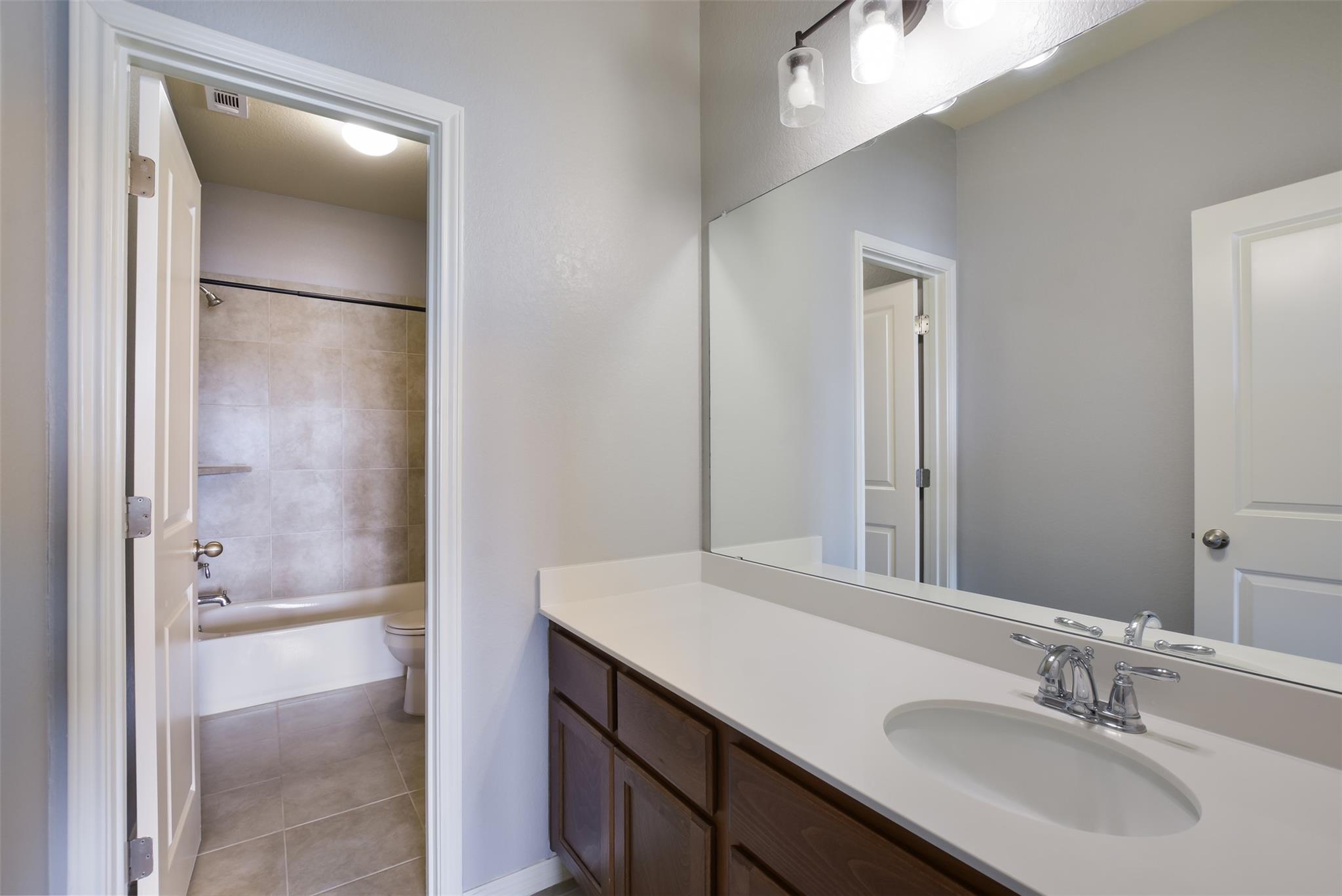 19908 Eire Dr, Pflugerville, TX 78660