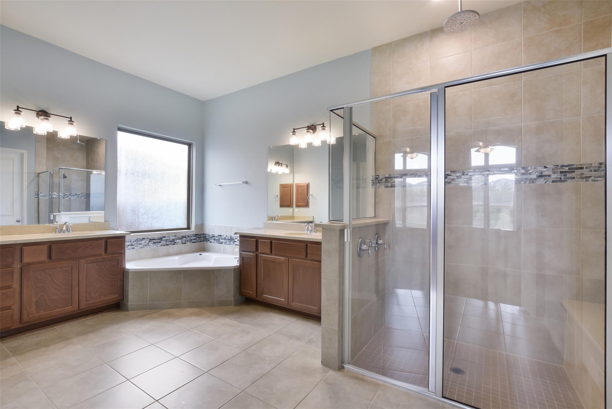 19908 Eire Dr, Pflugerville, TX 78660