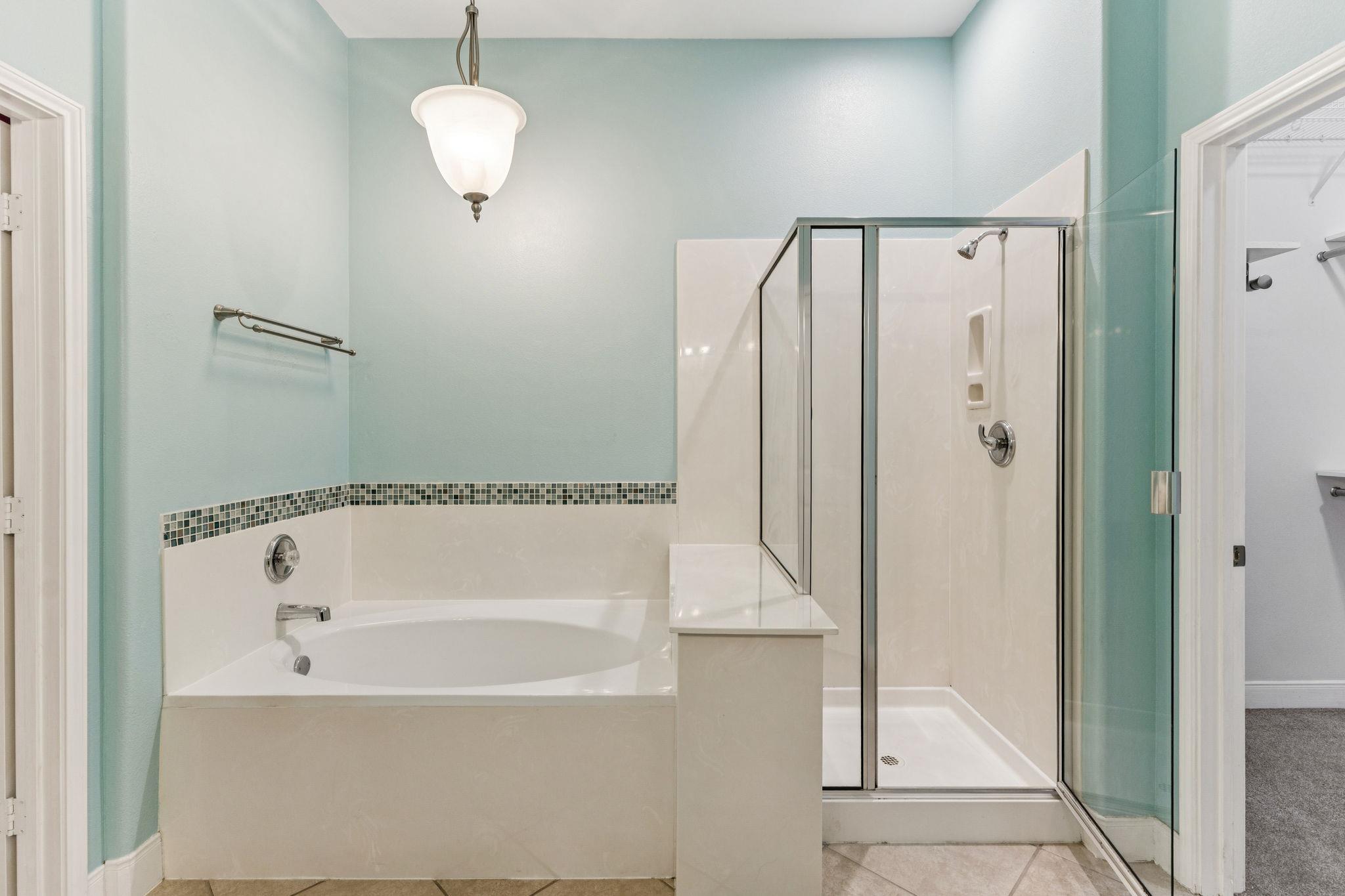 2210 Onion Creek Pkwy # 401, Austin, TX 78747