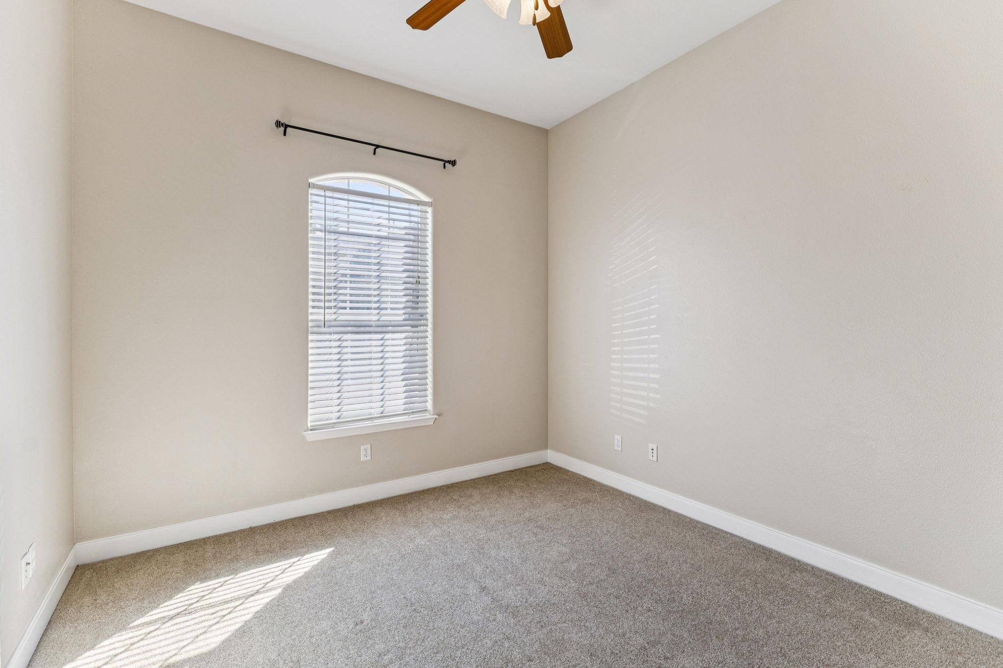 2210 Onion Creek Pkwy # 401, Austin, TX 78747