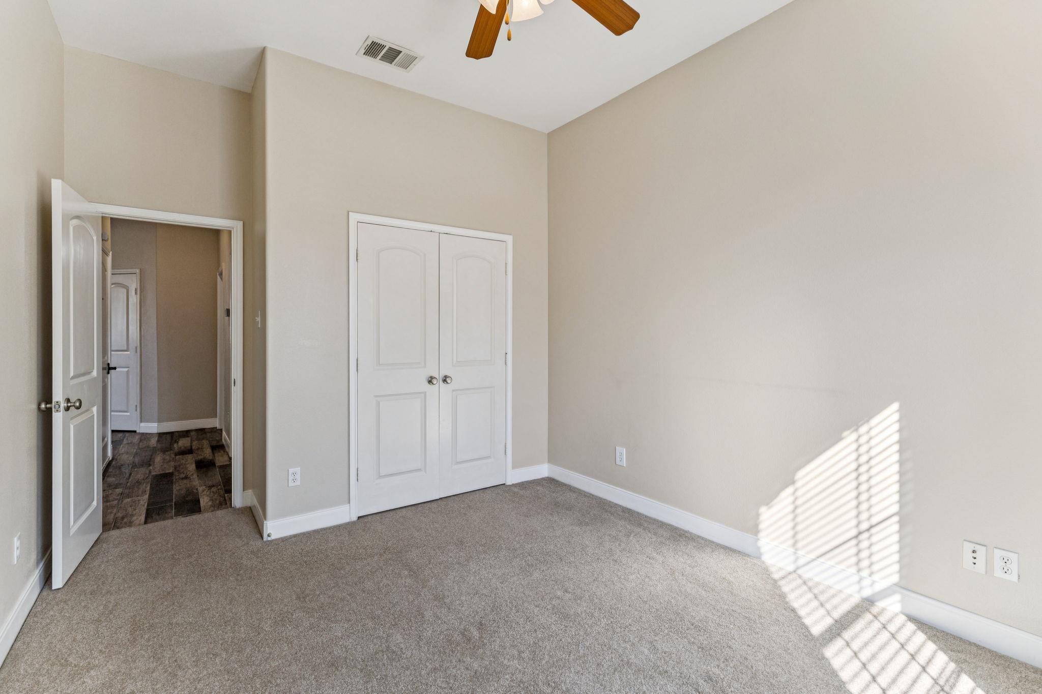 2210 Onion Creek Pkwy # 401, Austin, TX 78747