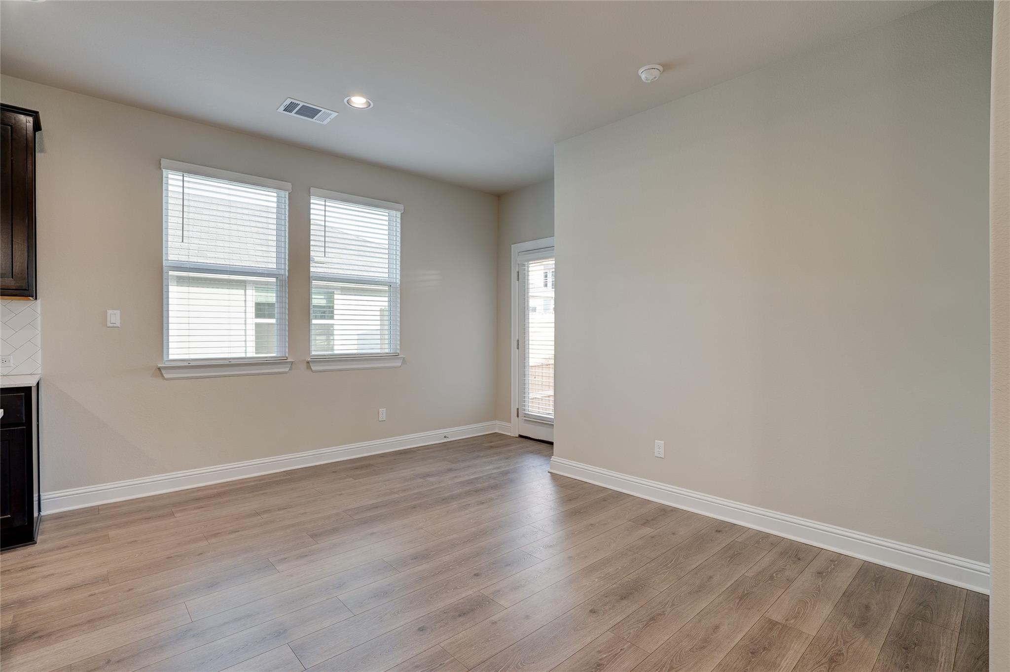 135 Living Reef Dr, Maxwell, TX 78656