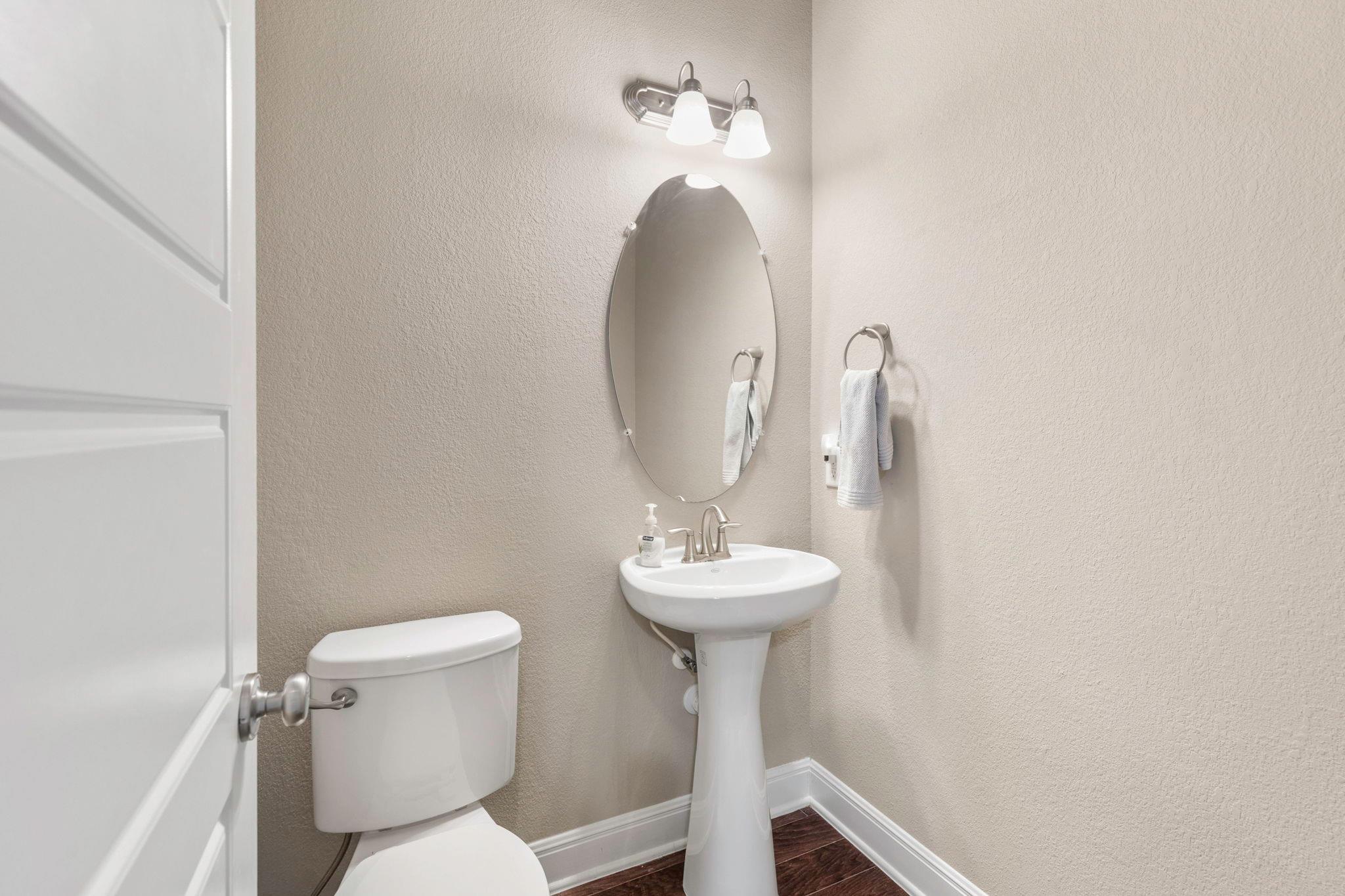 22409 Rock Wren Rd, Spicewood, TX 78669