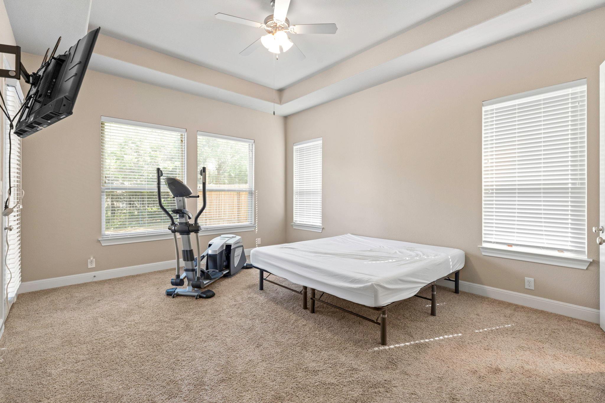 22409 Rock Wren Rd, Spicewood, TX 78669