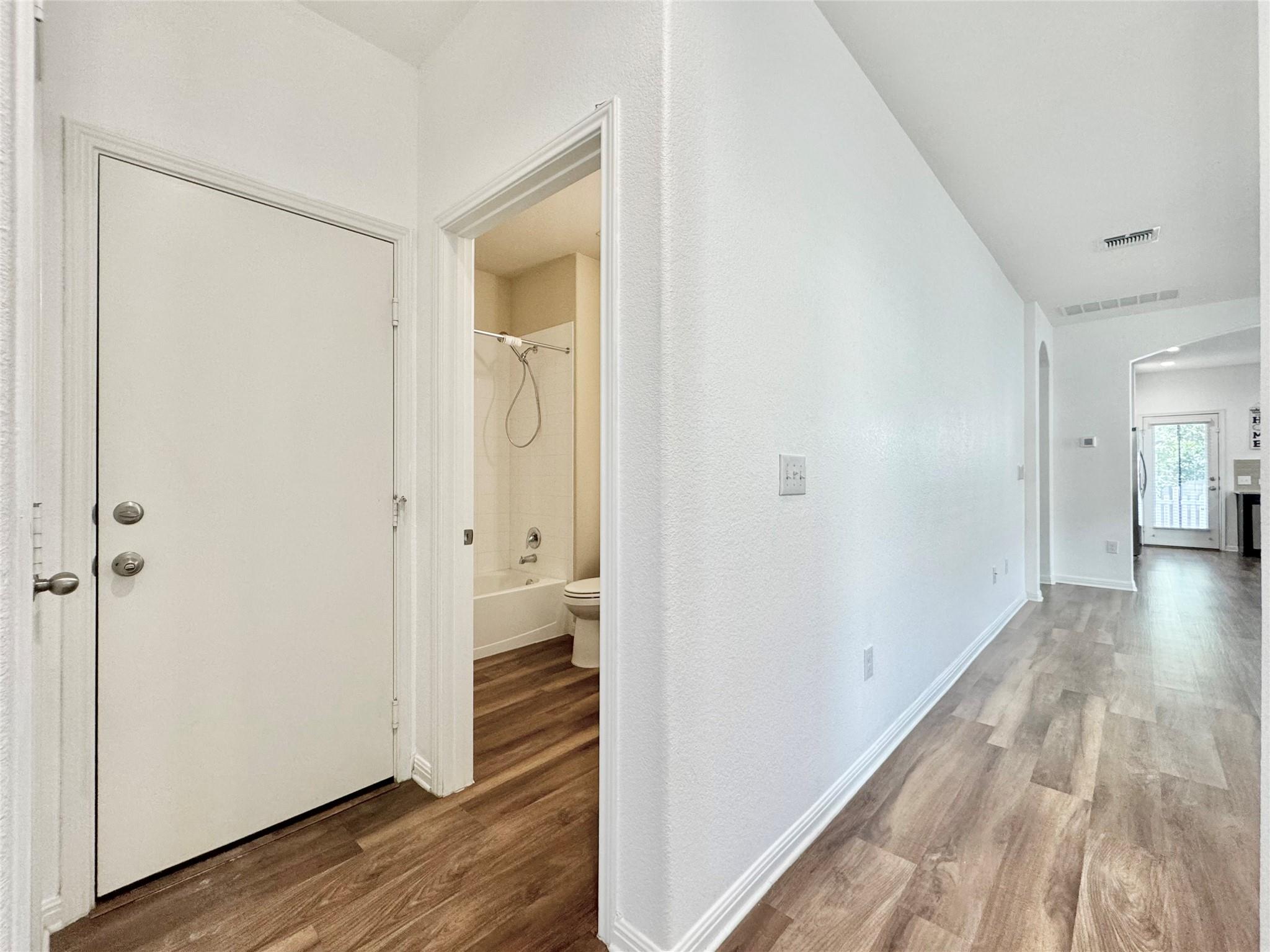 1701 Logan Dr # 19, Round Rock, TX 78664