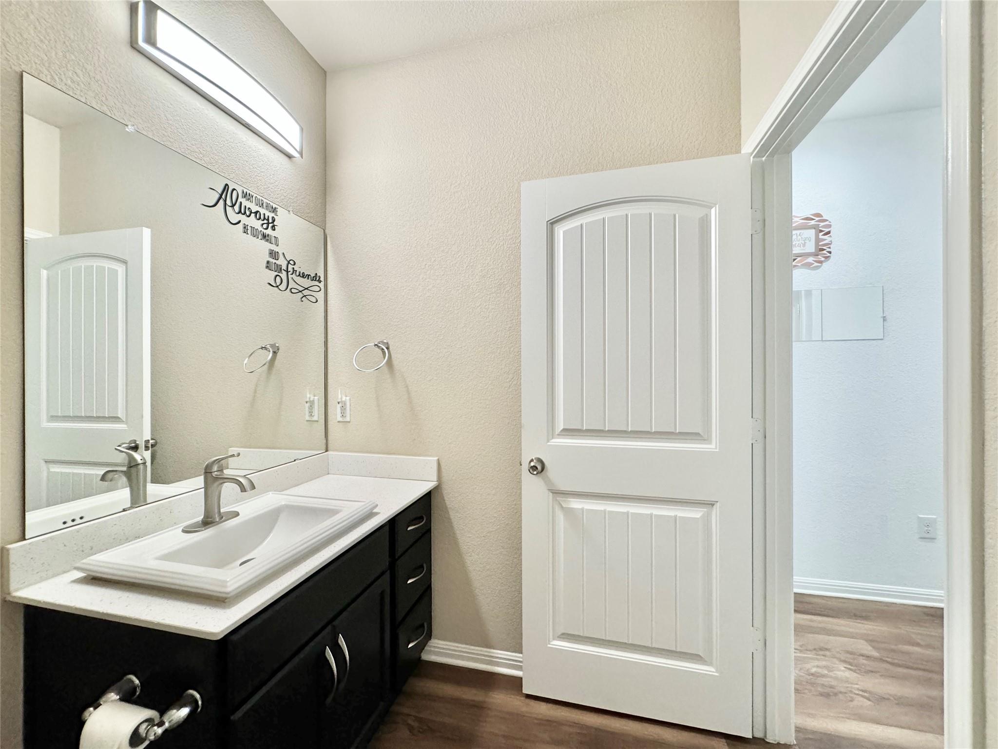 1701 Logan Dr # 19, Round Rock, TX 78664