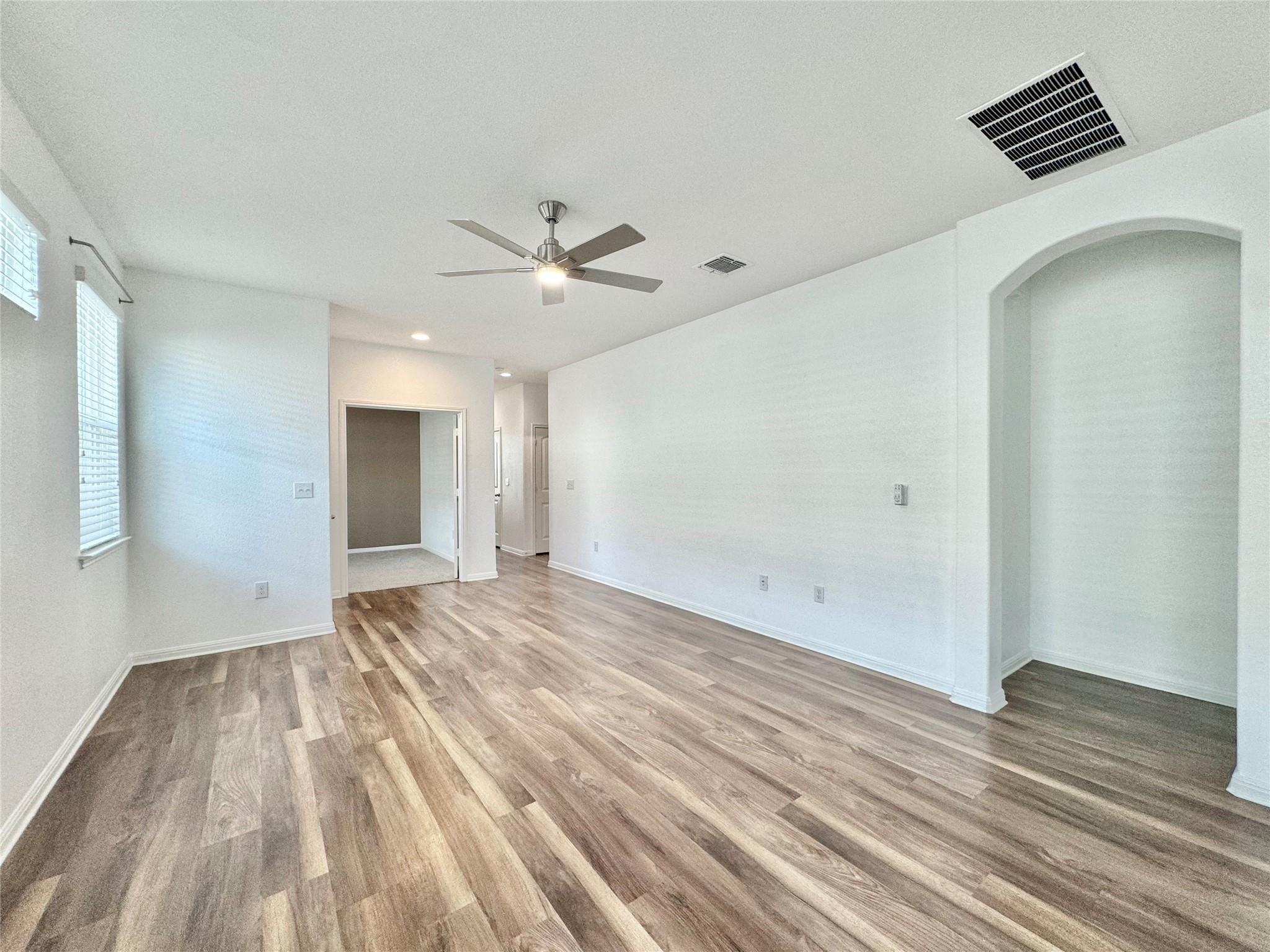 1701 Logan Dr # 19, Round Rock, TX 78664