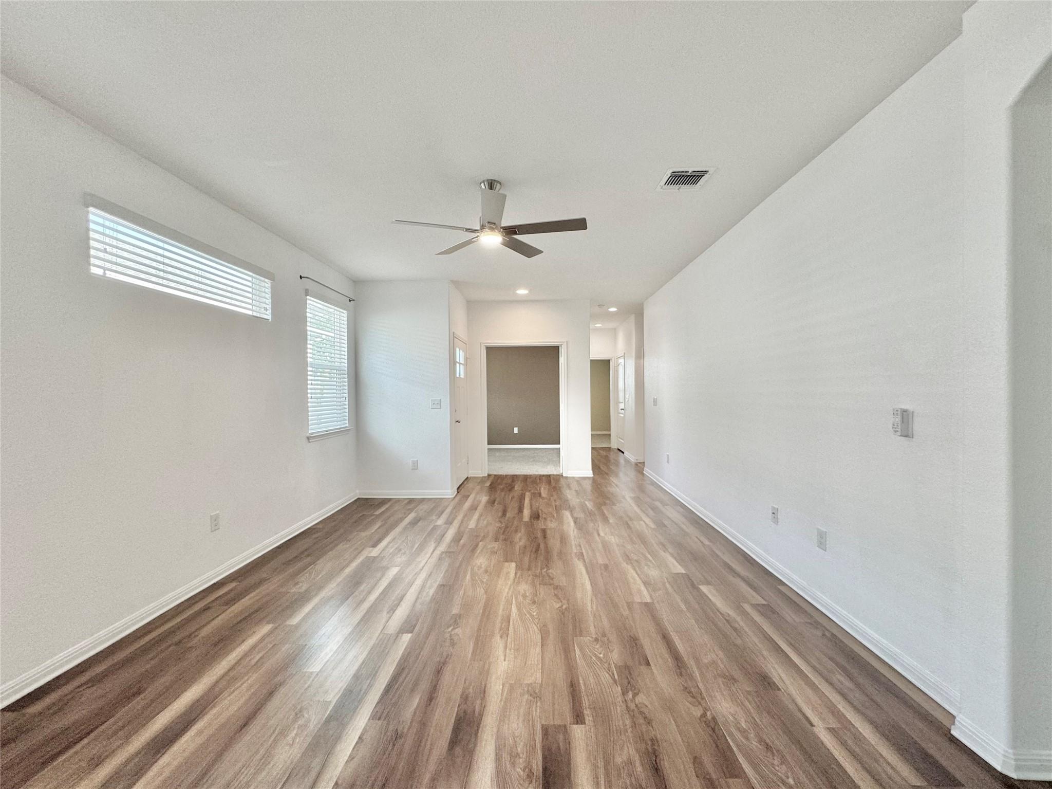 1701 Logan Dr # 19, Round Rock, TX 78664