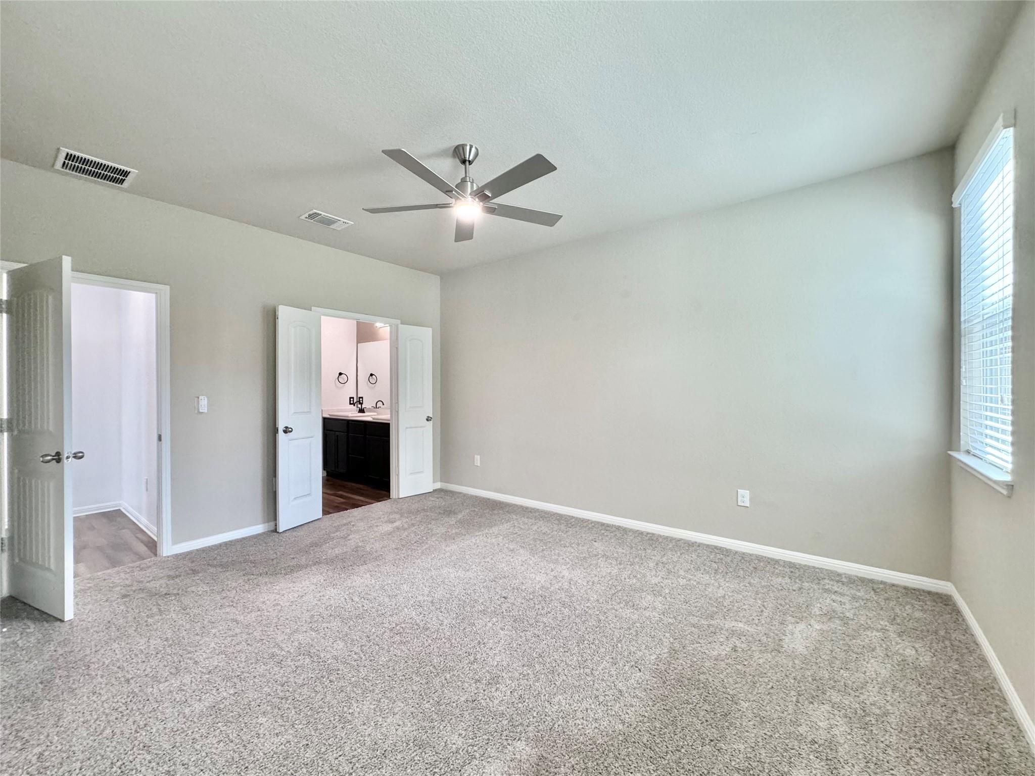 1701 Logan Dr # 19, Round Rock, TX 78664