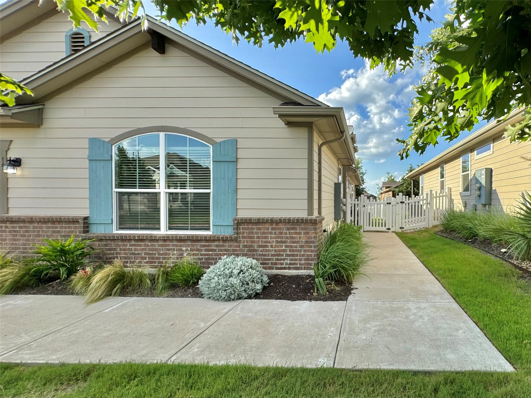 1701 Logan Dr # 19, Round Rock, TX 78664