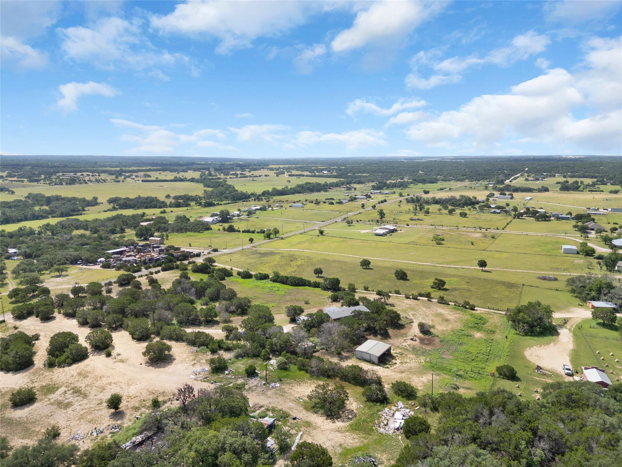 635 Ramms Dr, Florence, TX 76527