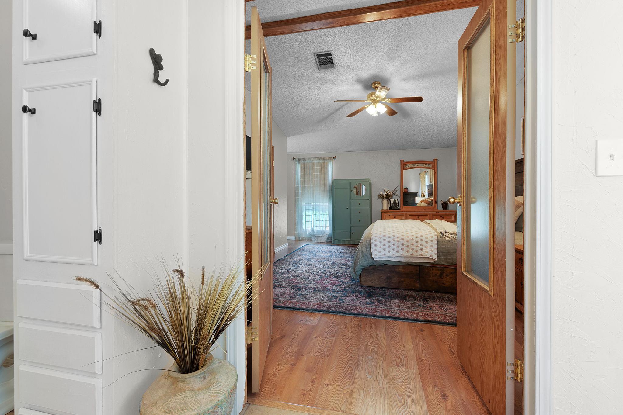 635 Ramms Dr, Florence, TX 76527