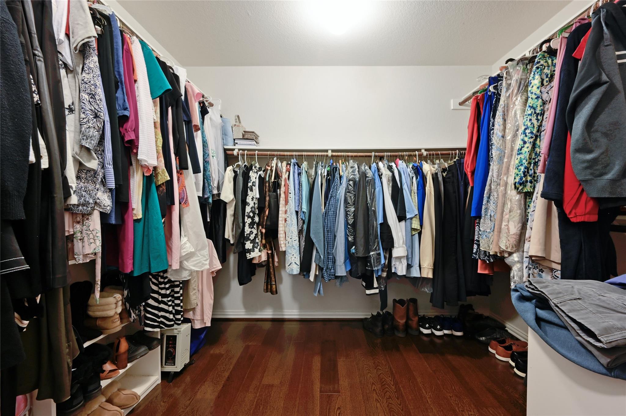 454 Pond View Pass, Buda, TX 78610