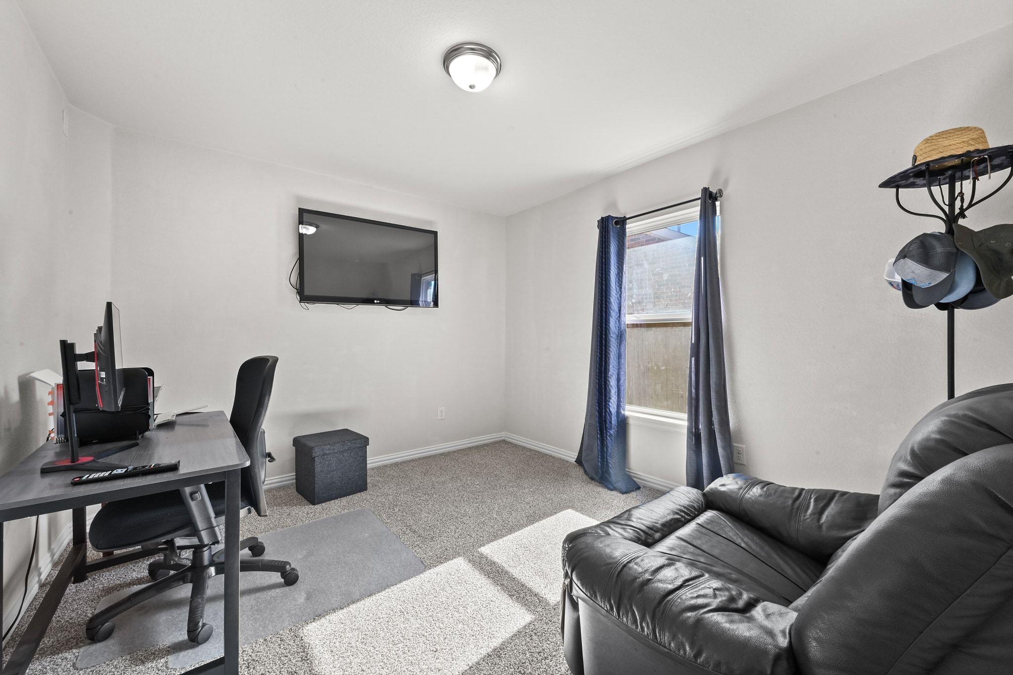 454 Pond View Pass, Buda, TX 78610