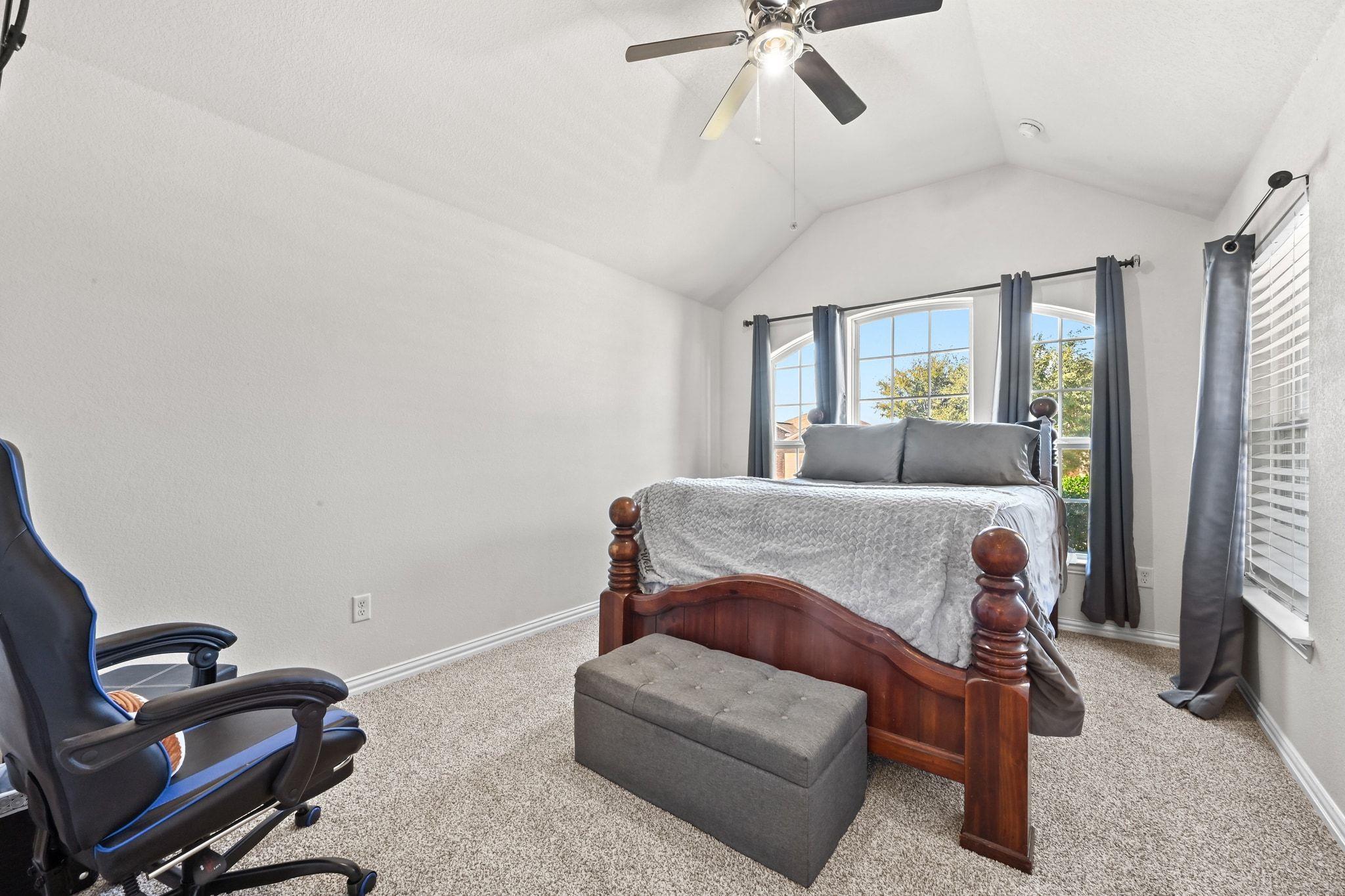 454 Pond View Pass, Buda, TX 78610