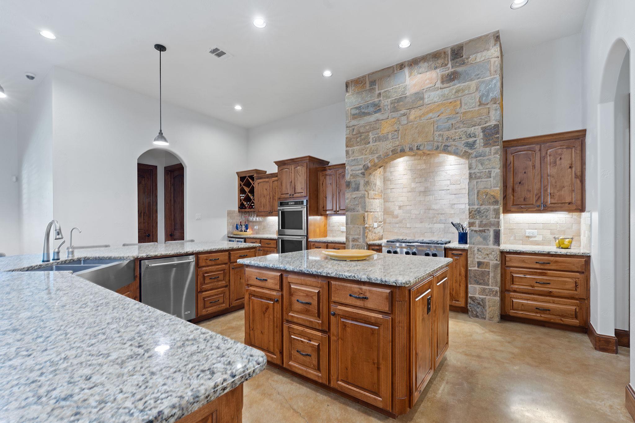 908 Jennings Branch Rd, Georgetown, TX 78633