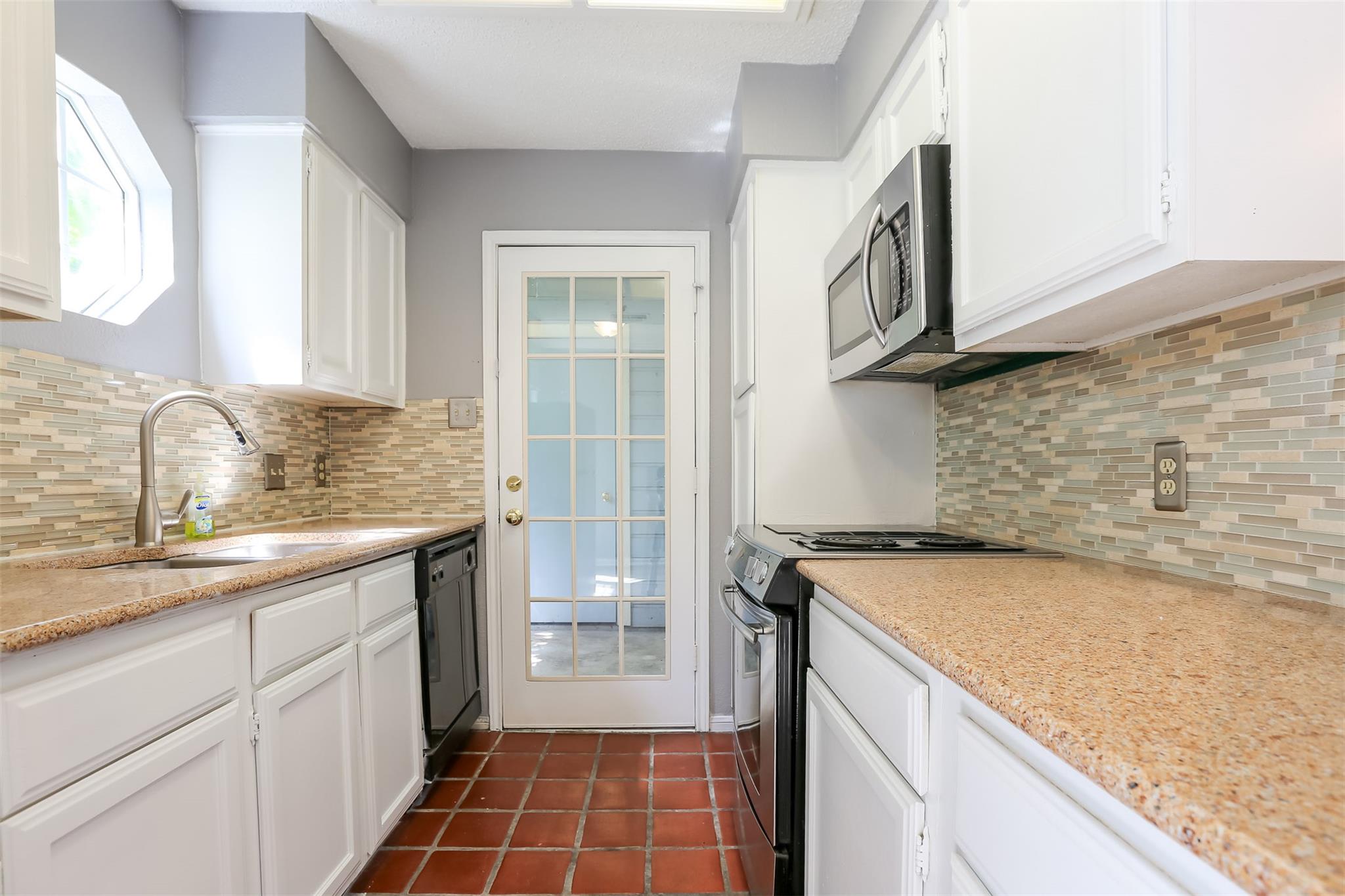 3111 Tom Green St # 105, Austin, TX 78705
