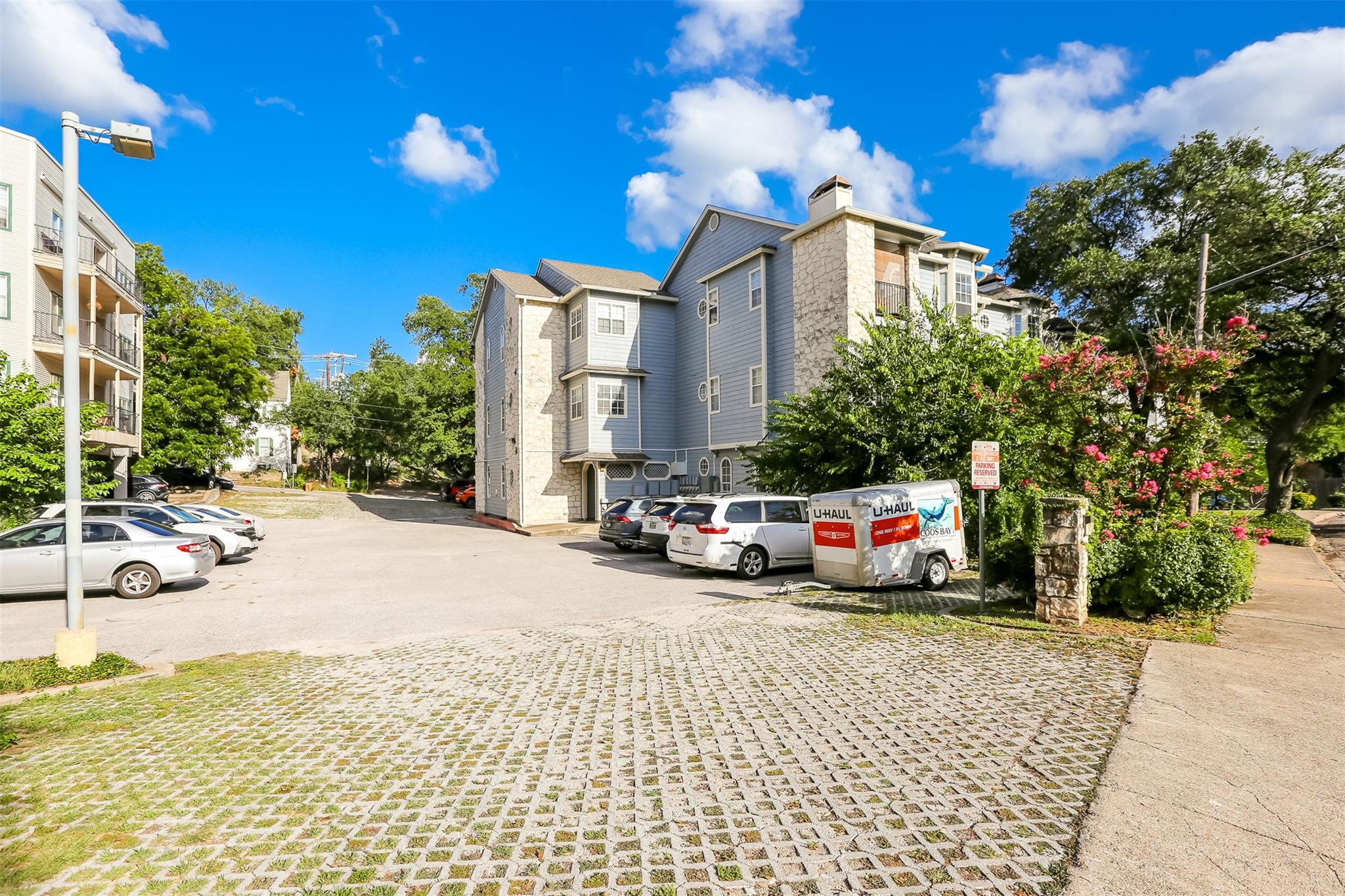 3111 Tom Green St # 105, Austin, TX 78705