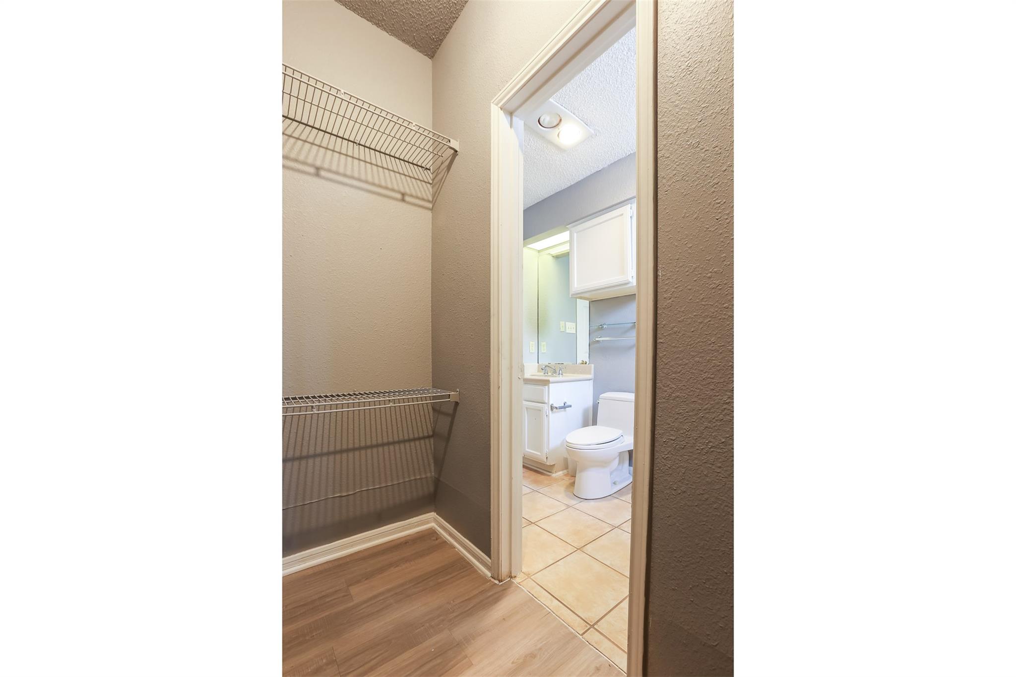 3111 Tom Green St # 105, Austin, TX 78705