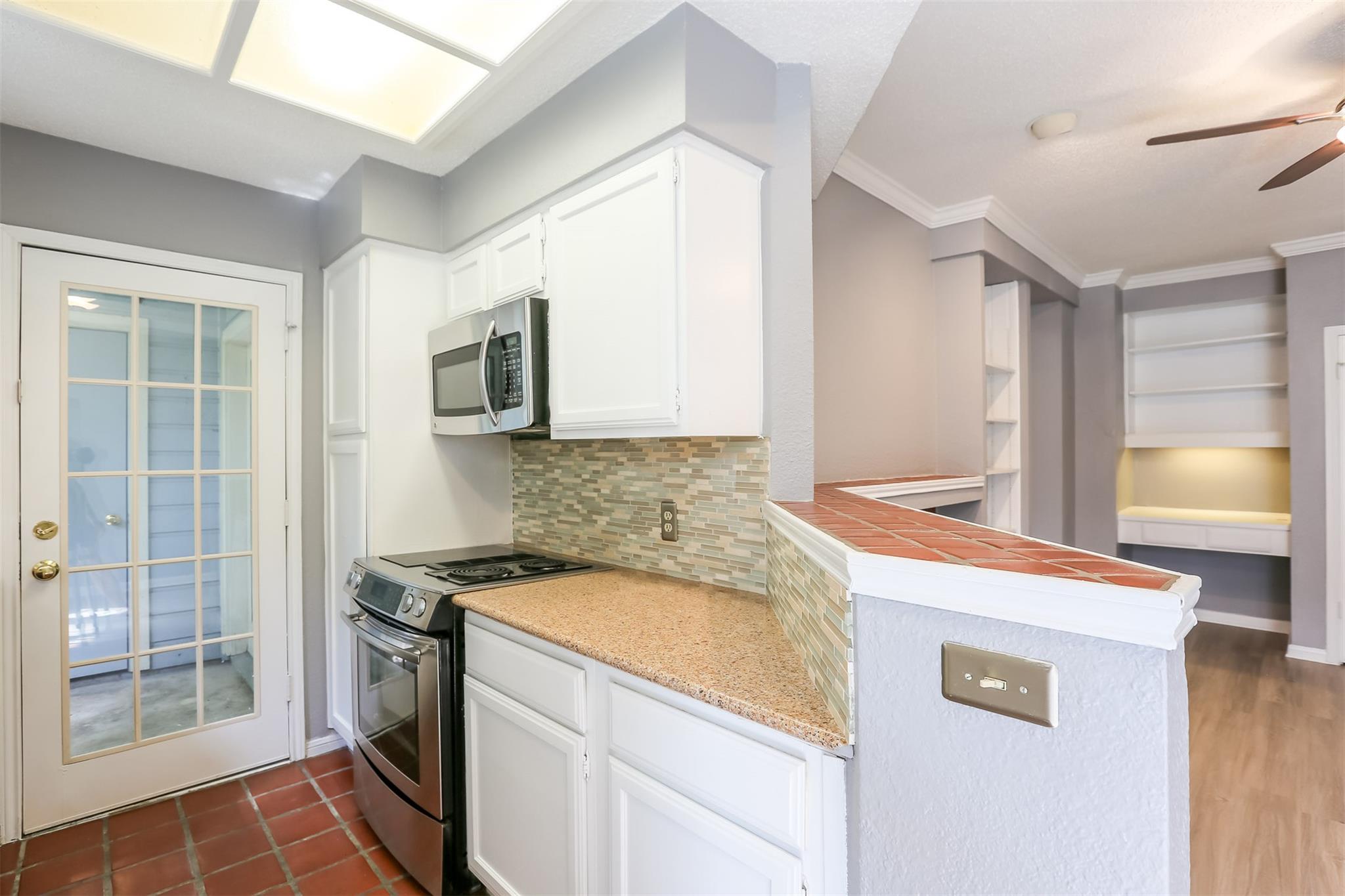 3111 Tom Green St # 105, Austin, TX 78705