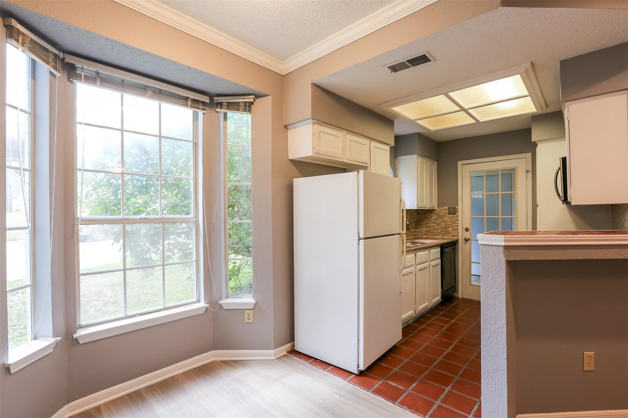 3111 Tom Green St # 105, Austin, TX 78705
