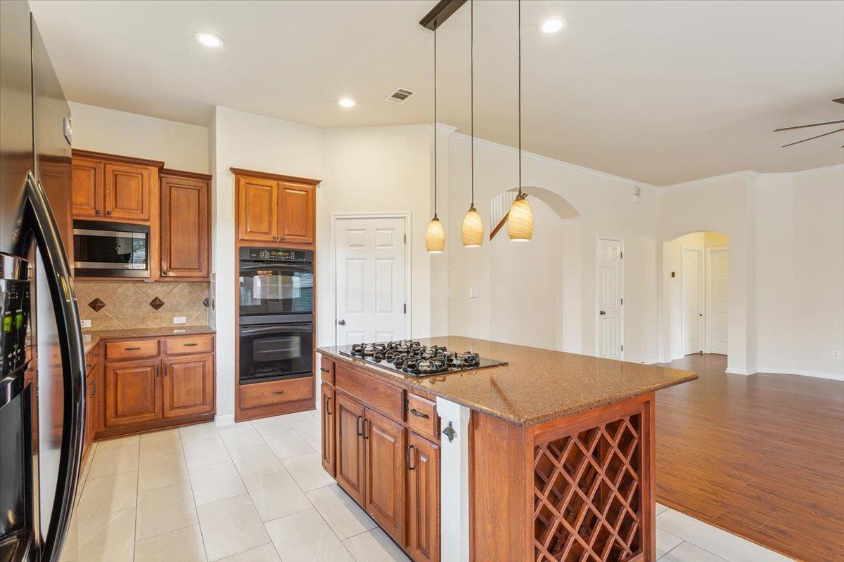 102 Country View Way, Cedar Park, TX 78613