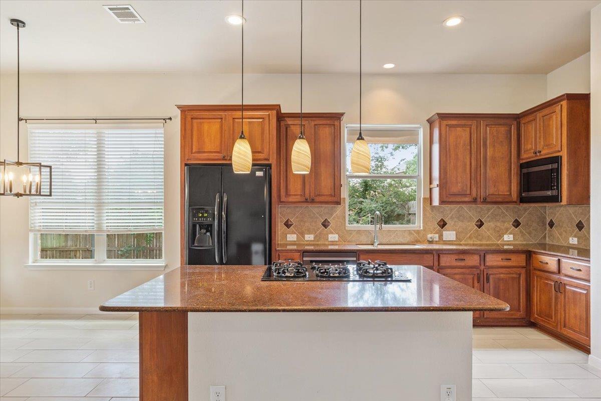 102 Country View Way, Cedar Park, TX 78613