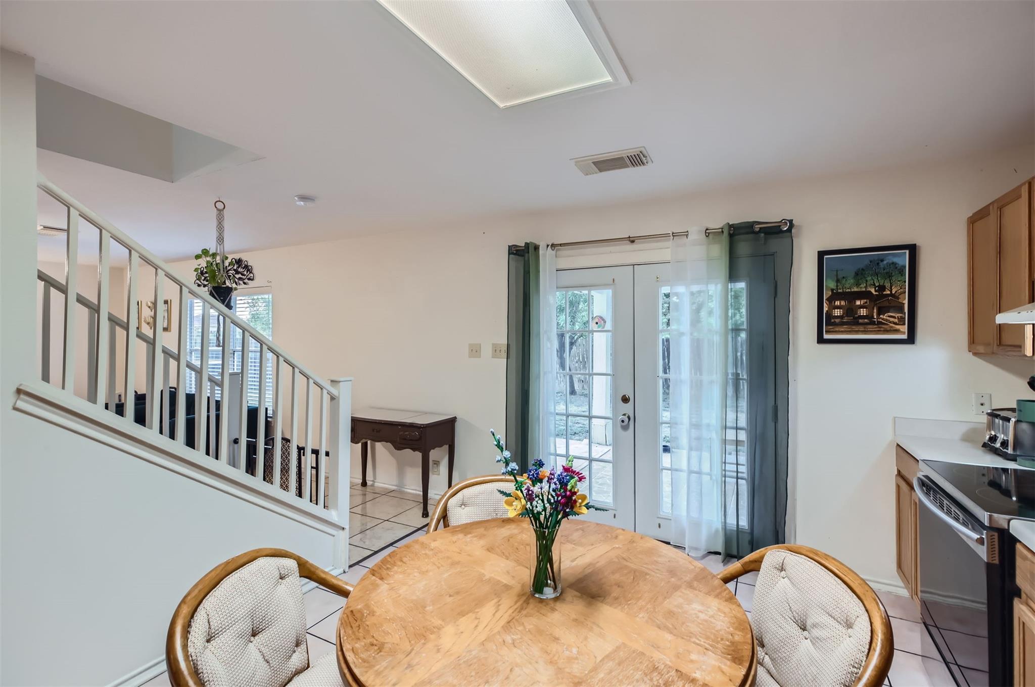1049 Stone Trl, New Braunfels, TX 78130