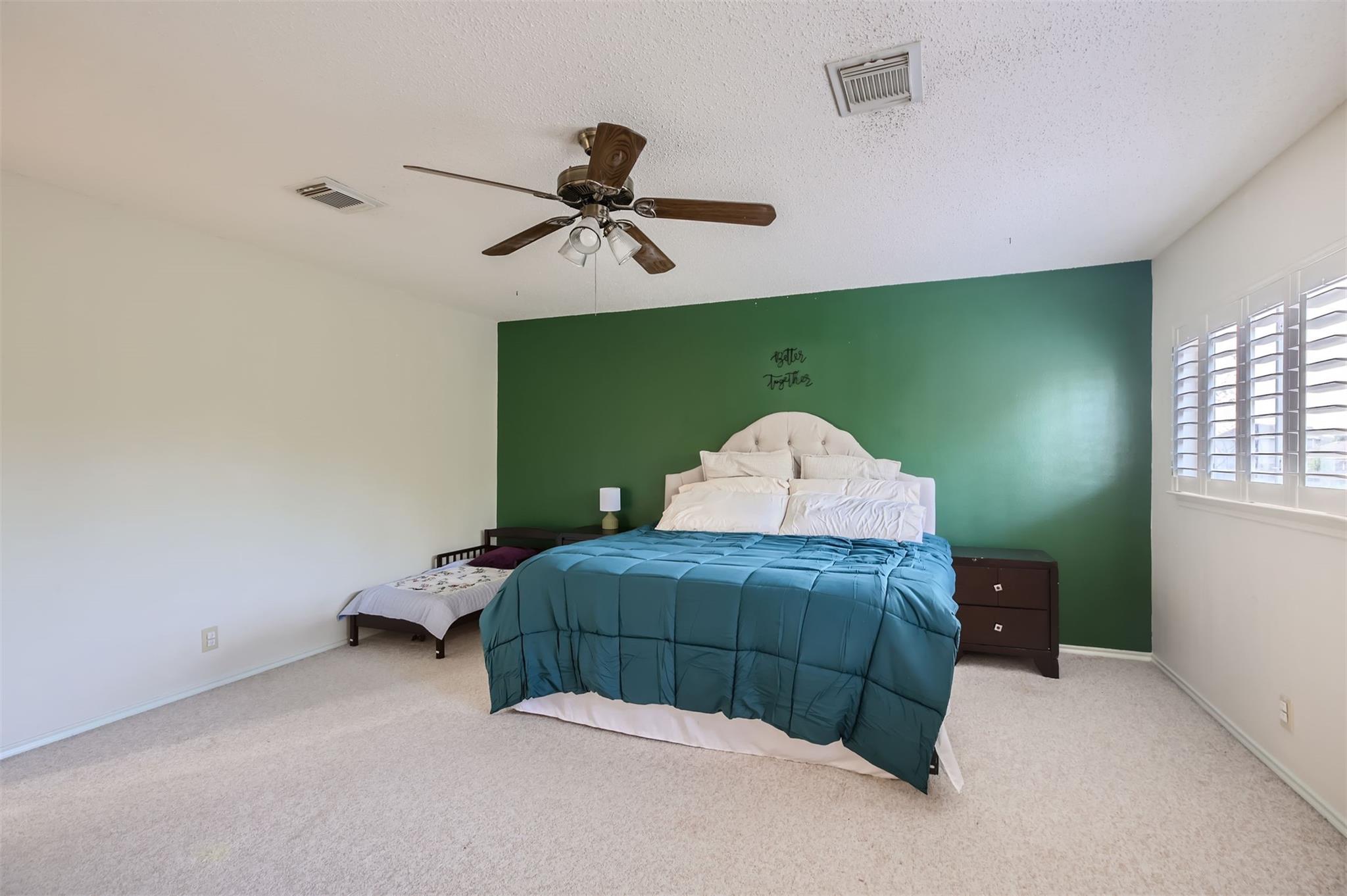 1049 Stone Trl, New Braunfels, TX 78130