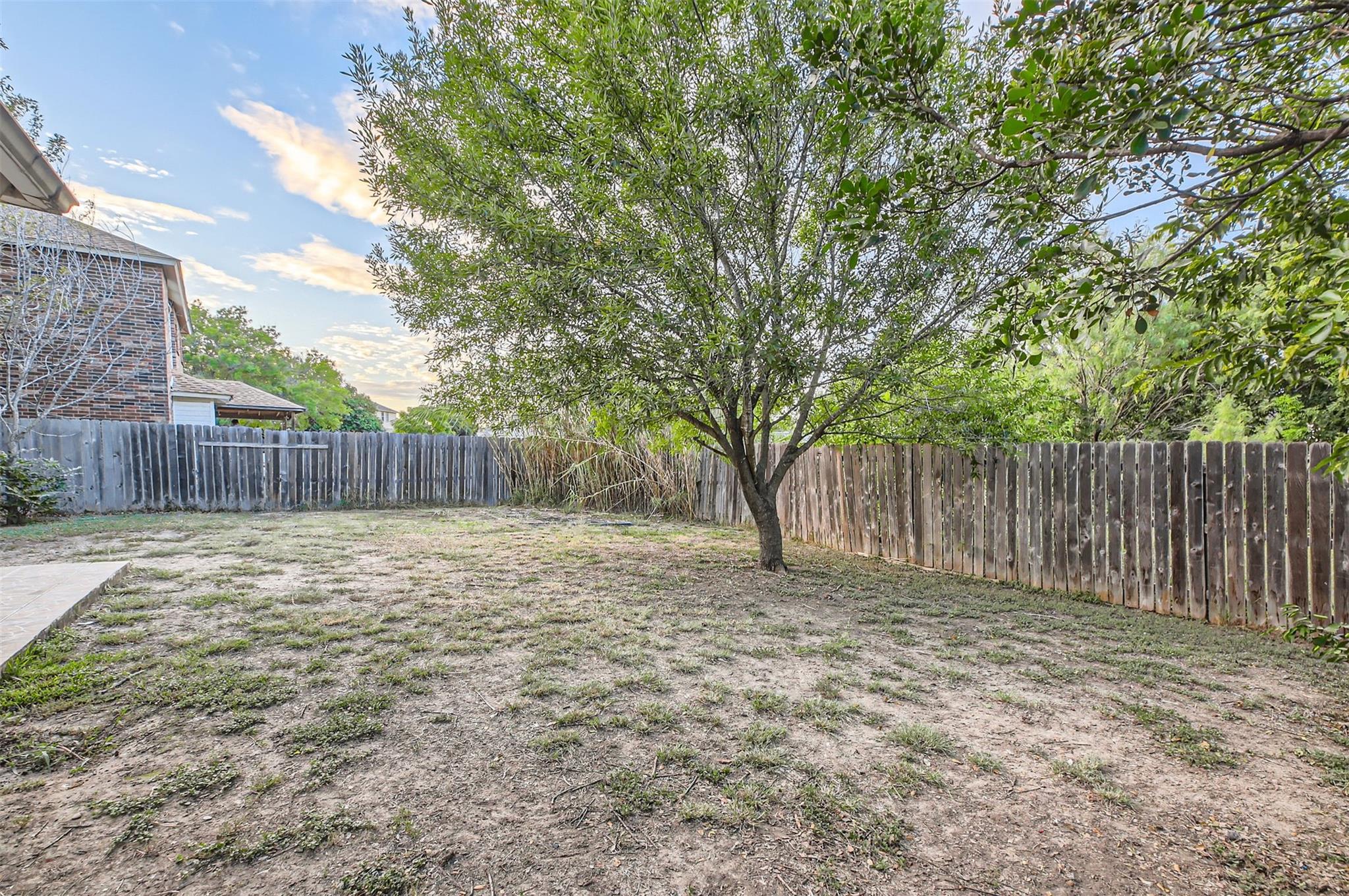 1049 Stone Trl, New Braunfels, TX 78130