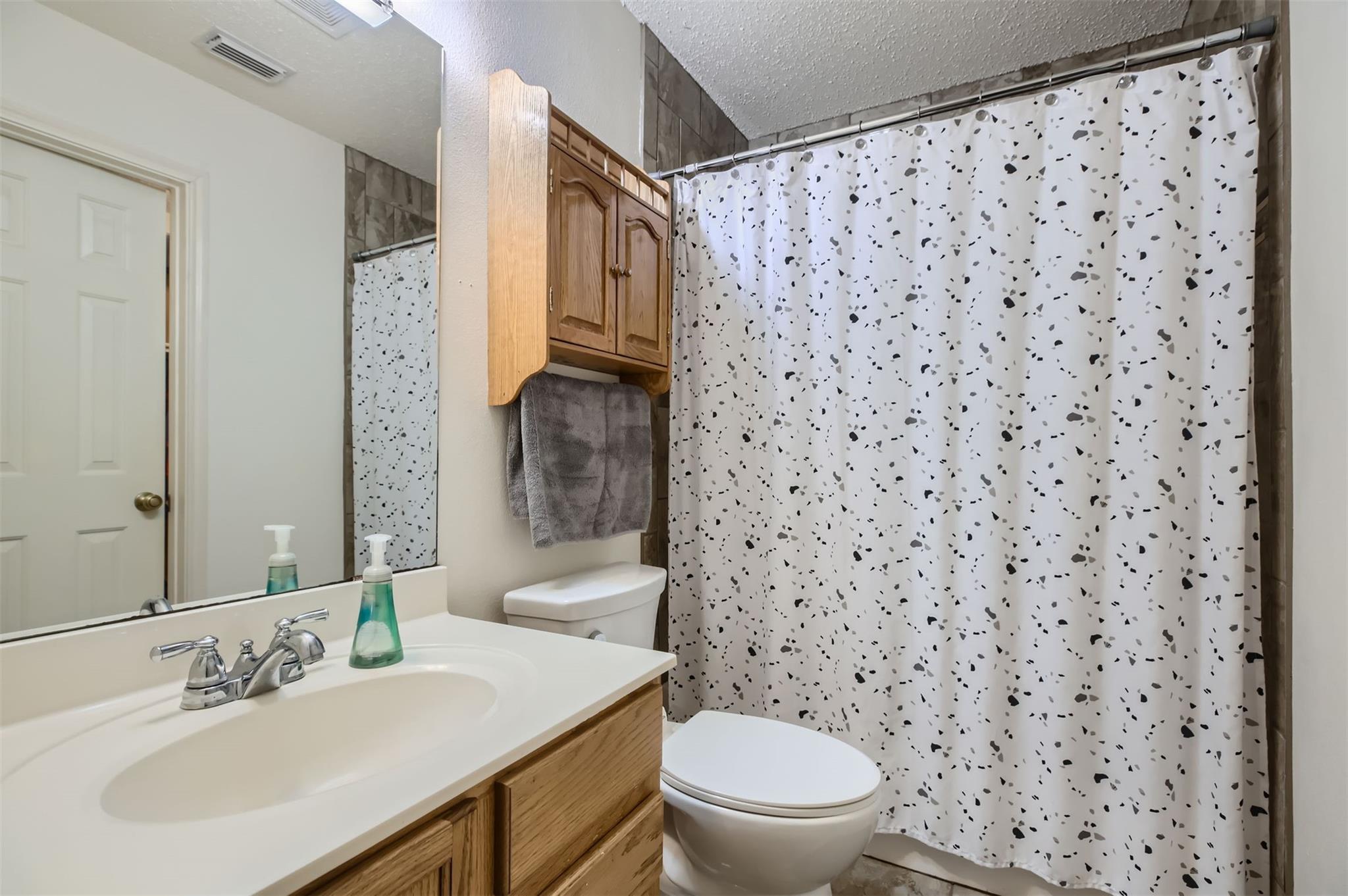 1049 Stone Trl, New Braunfels, TX 78130