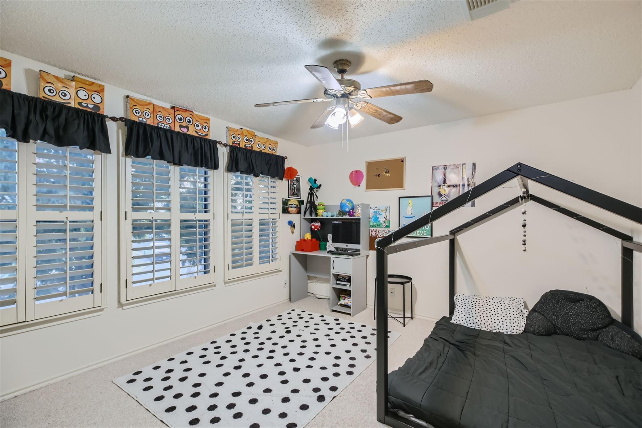 1049 Stone Trl, New Braunfels, TX 78130