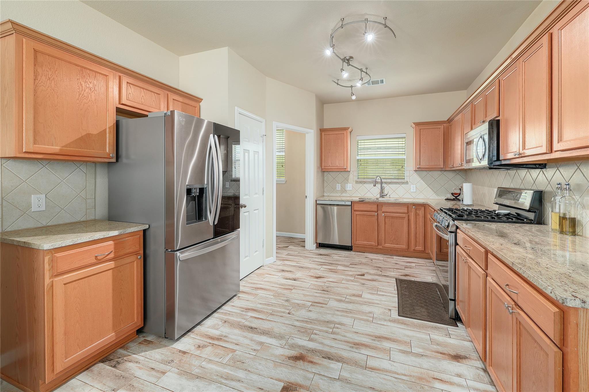 17832 Kenai Fjords Dr, Pflugerville, TX 78660