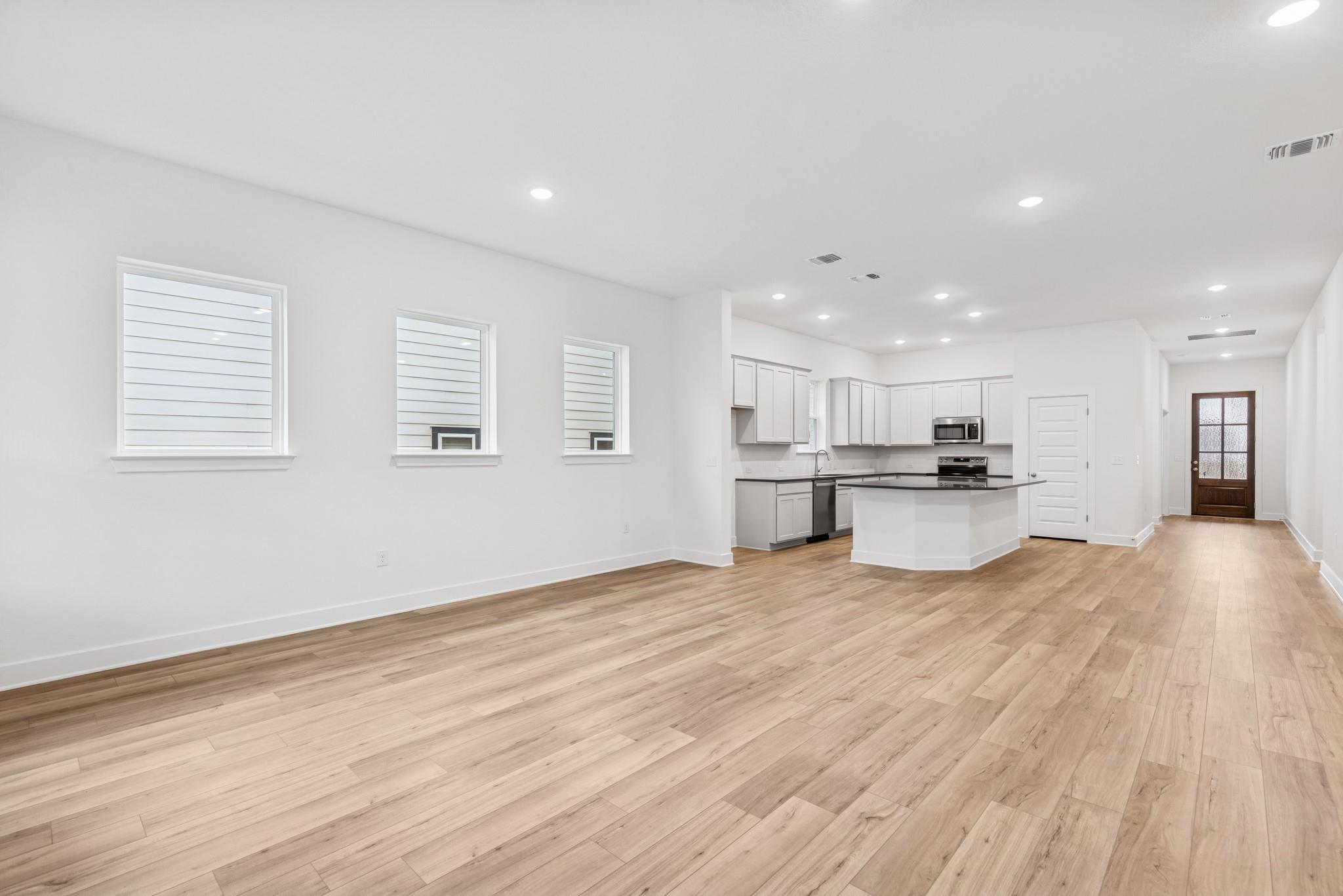 241 Coleto Trl, Bastrop, TX 78602